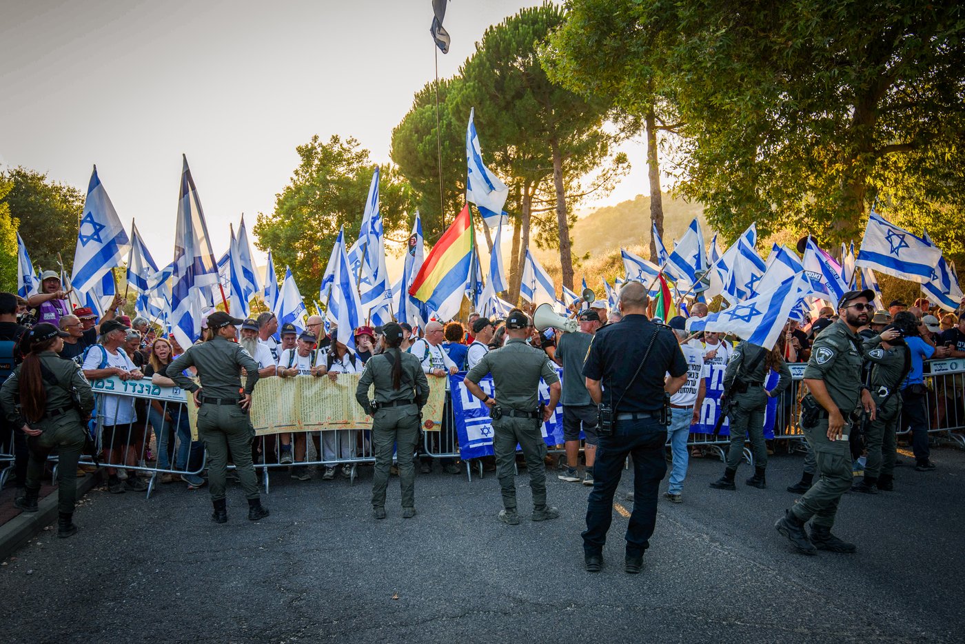 המחאה במושב נווה אטי"ב, היום