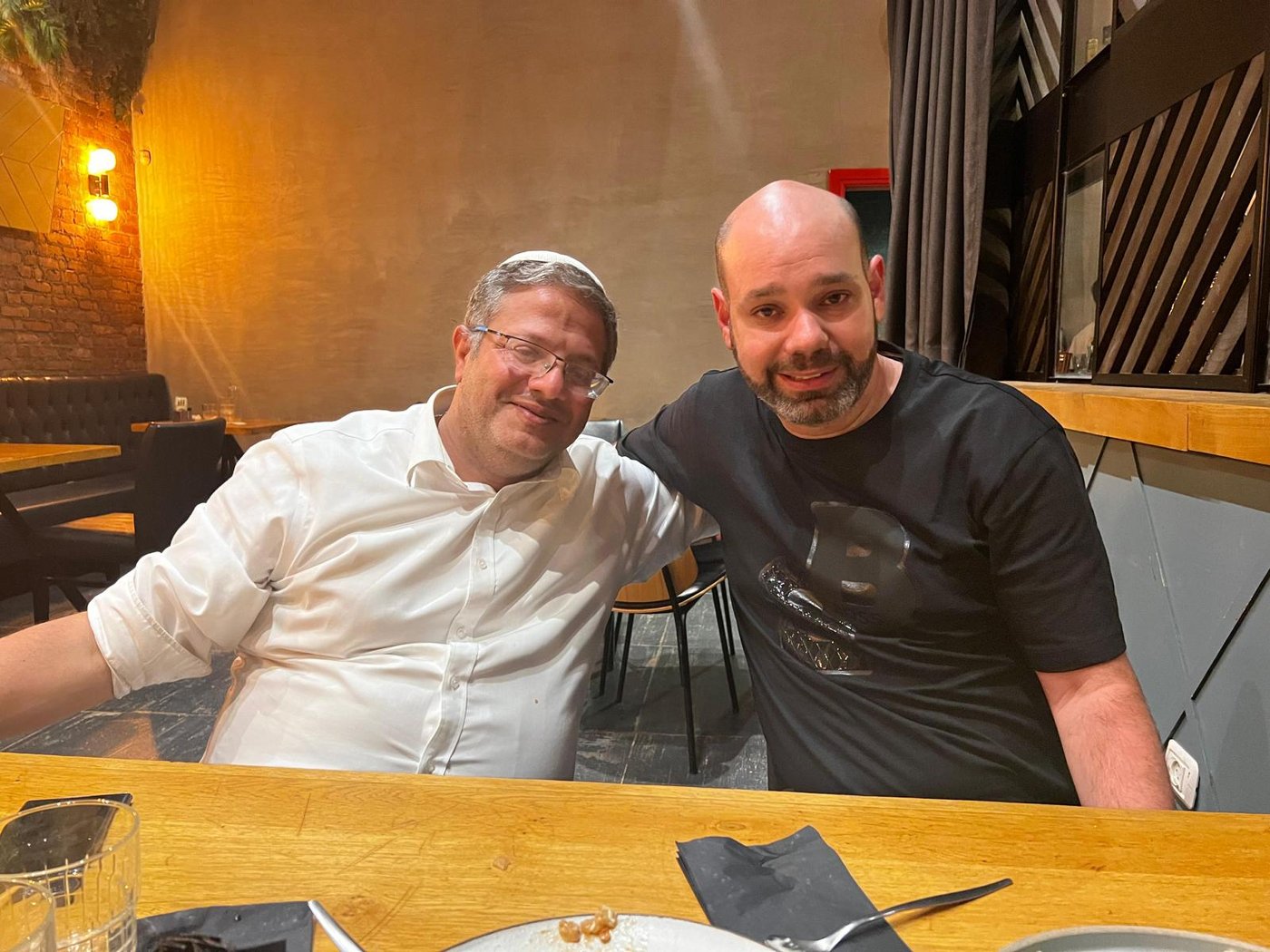 זופניק בכיכר • כל התמונות, הנייעס והחשיפות של השבוע