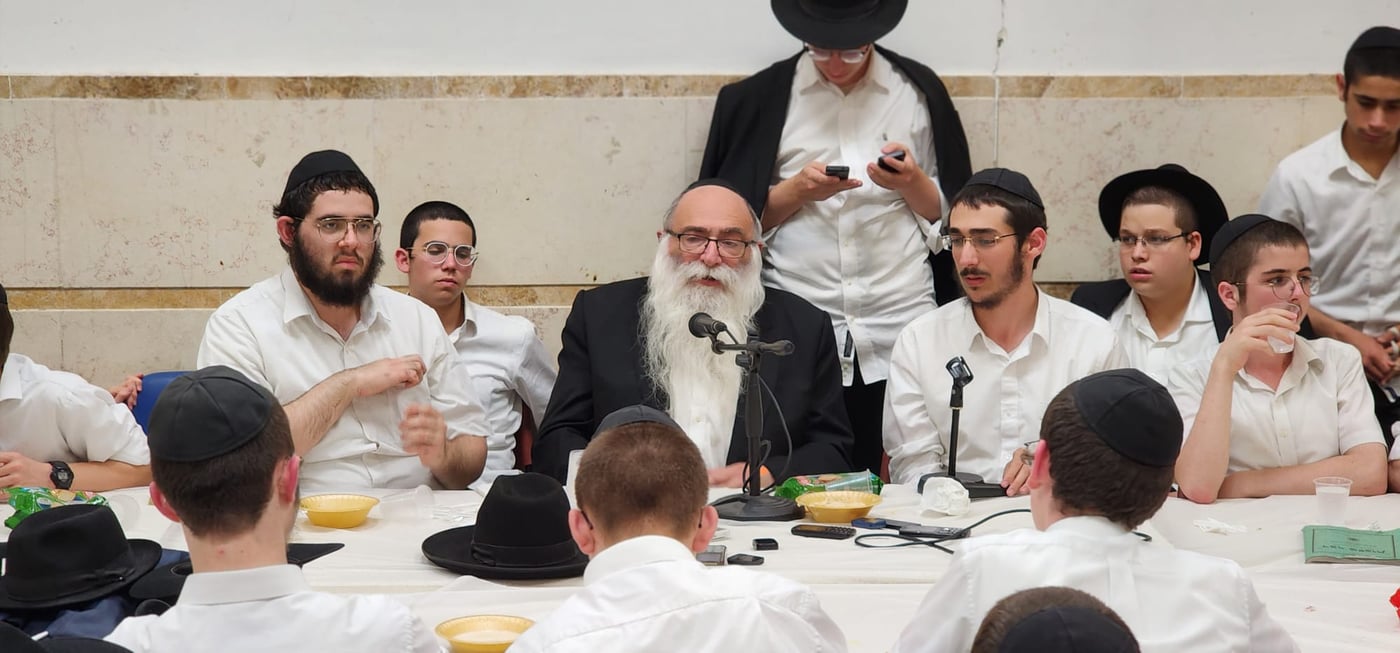 זיכרונות מהרבי וביאורים ייחודיים בסוגיות: הקיץ של מאות תלמידי ישיבות חב"ד