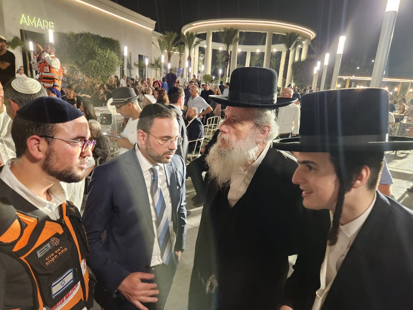 זופניק בכיכר • כל התמונות, הנייעס והחשיפות של השבוע