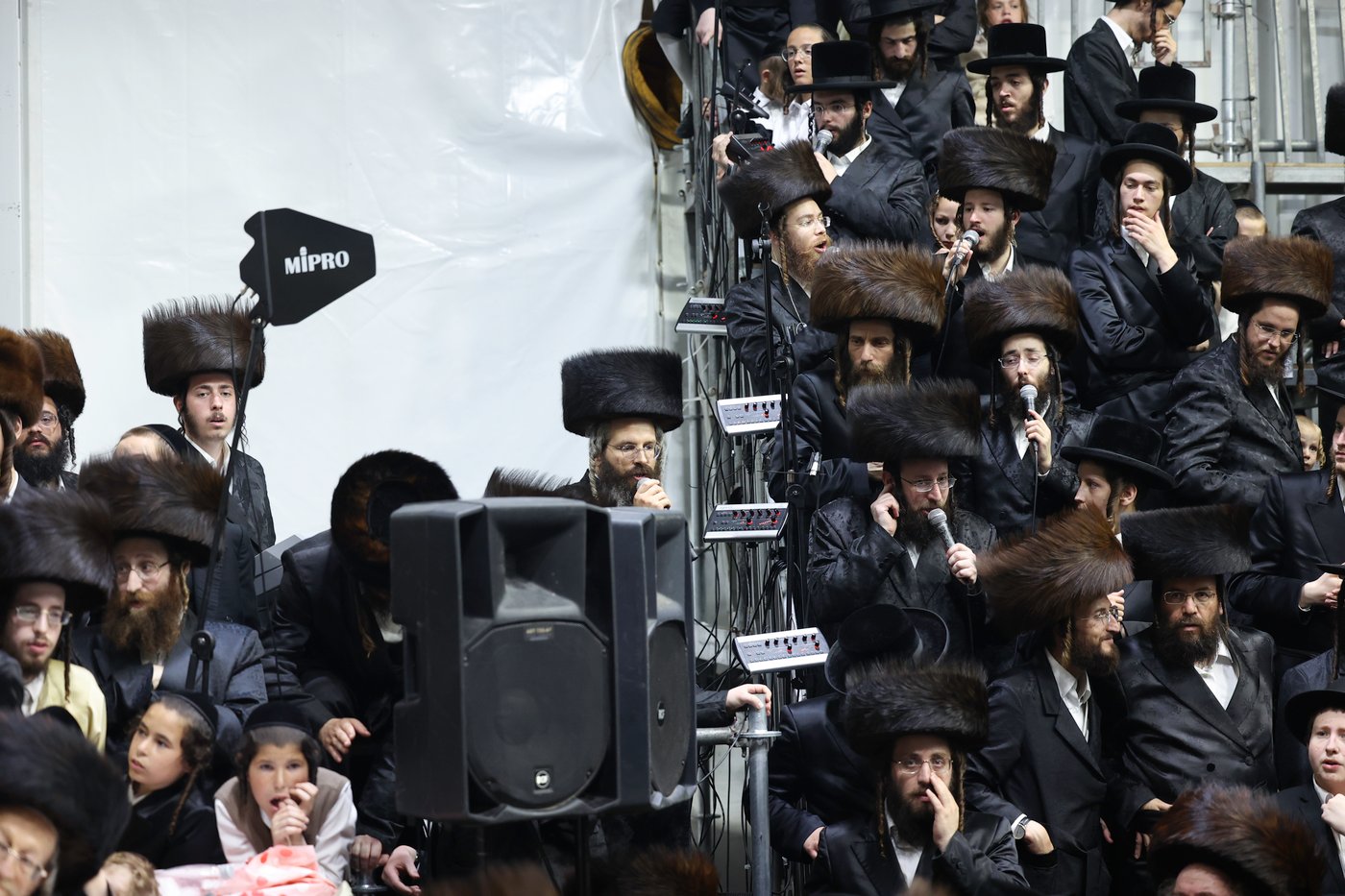 שבת אופרוף לבן המשפיע הגה"צ רבי אלימלך בידרמן | צפו