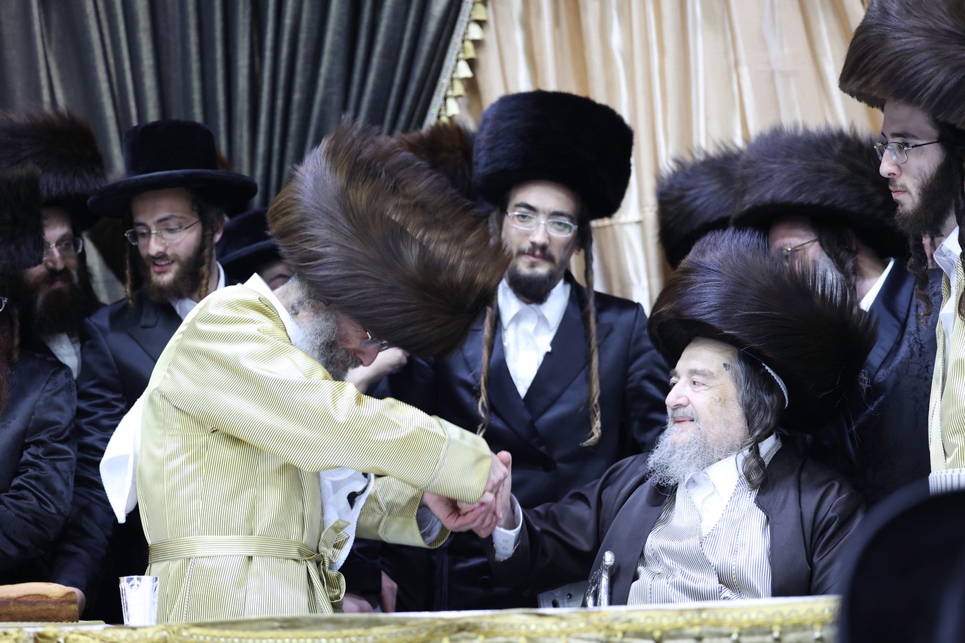 שבת אופרוף לבן המשפיע הגה"צ רבי אלימלך בידרמן | צפו