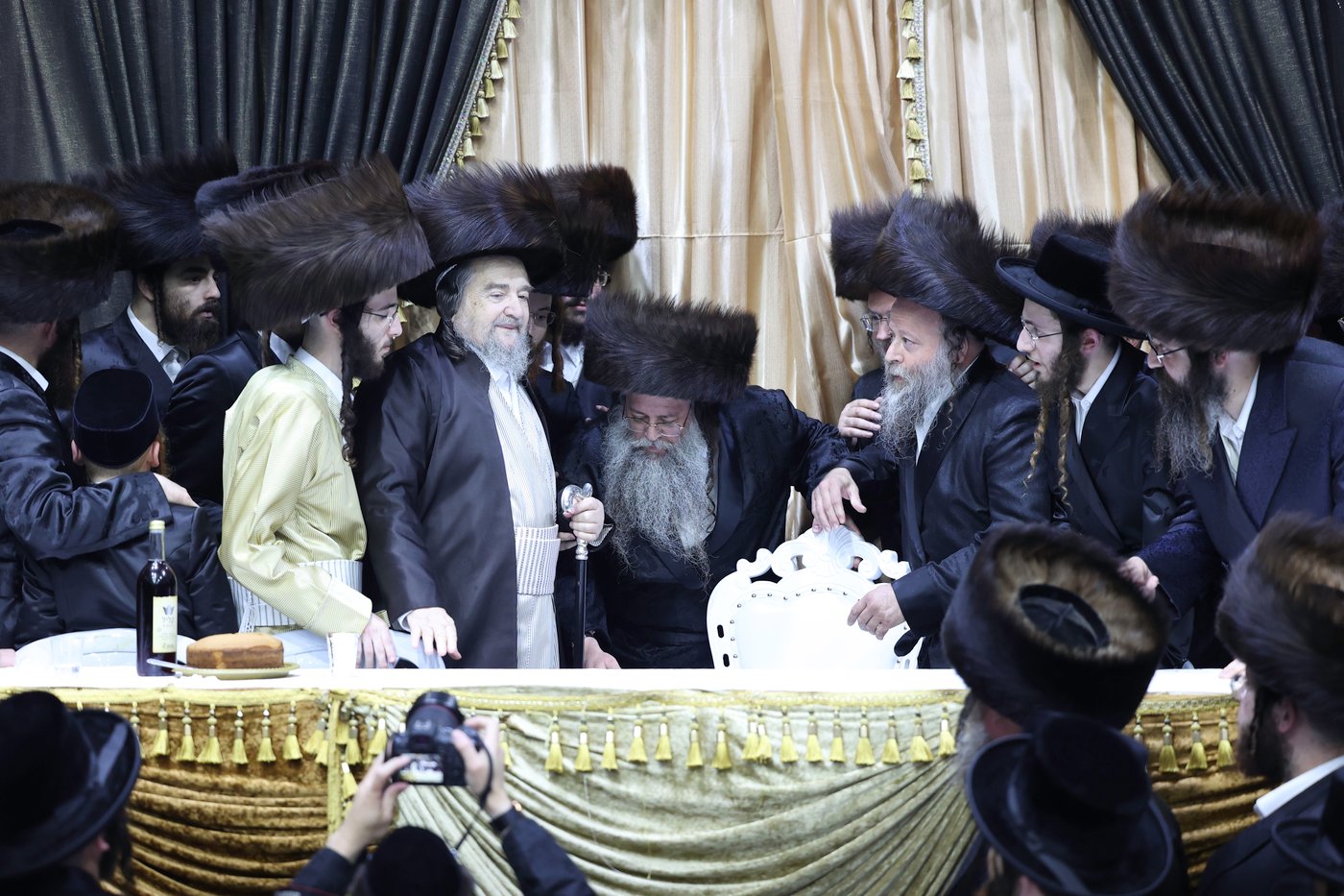שבת אופרוף לבן המשפיע הגה"צ רבי אלימלך בידרמן | צפו