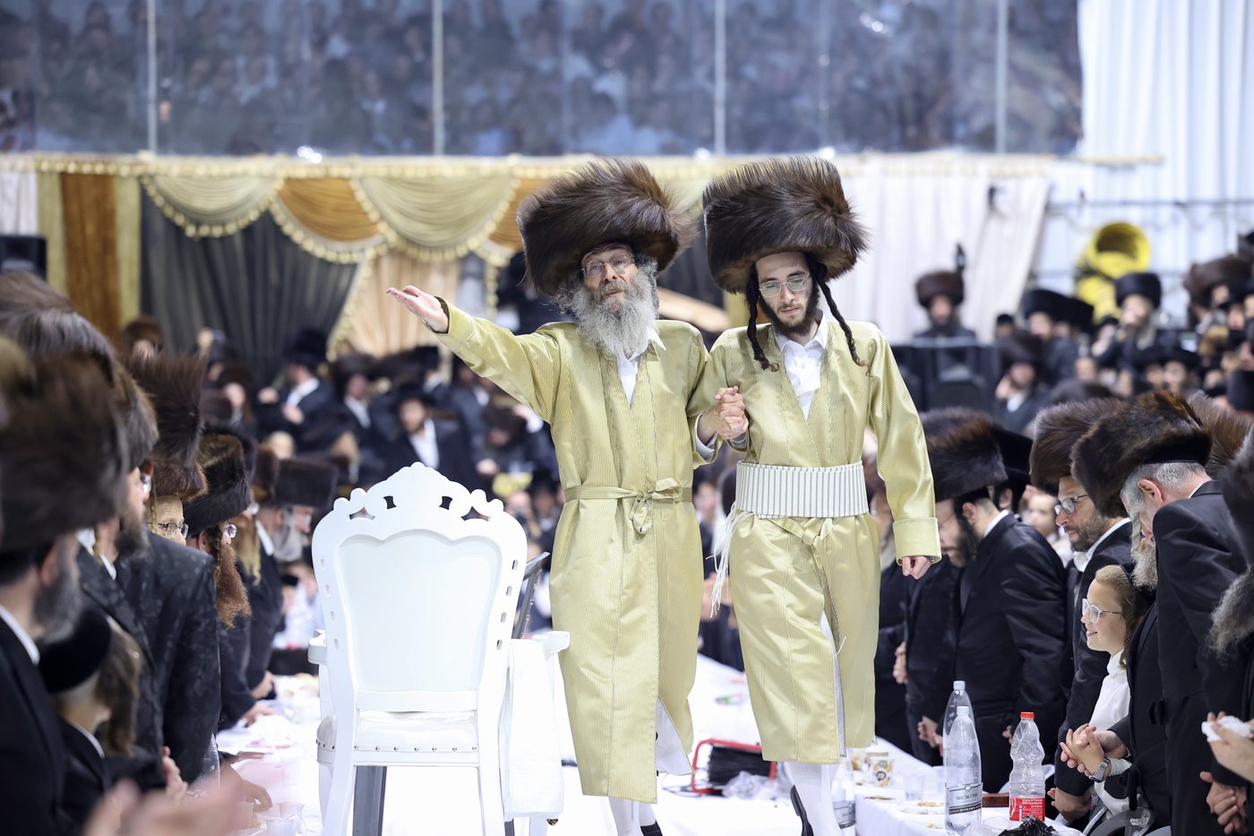 שבת אופרוף לבן המשפיע הגה"צ רבי אלימלך בידרמן | צפו