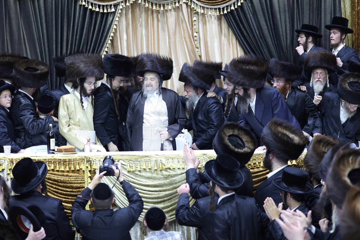 שבת אופרוף לבן המשפיע הגה"צ רבי אלימלך בידרמן | צפו