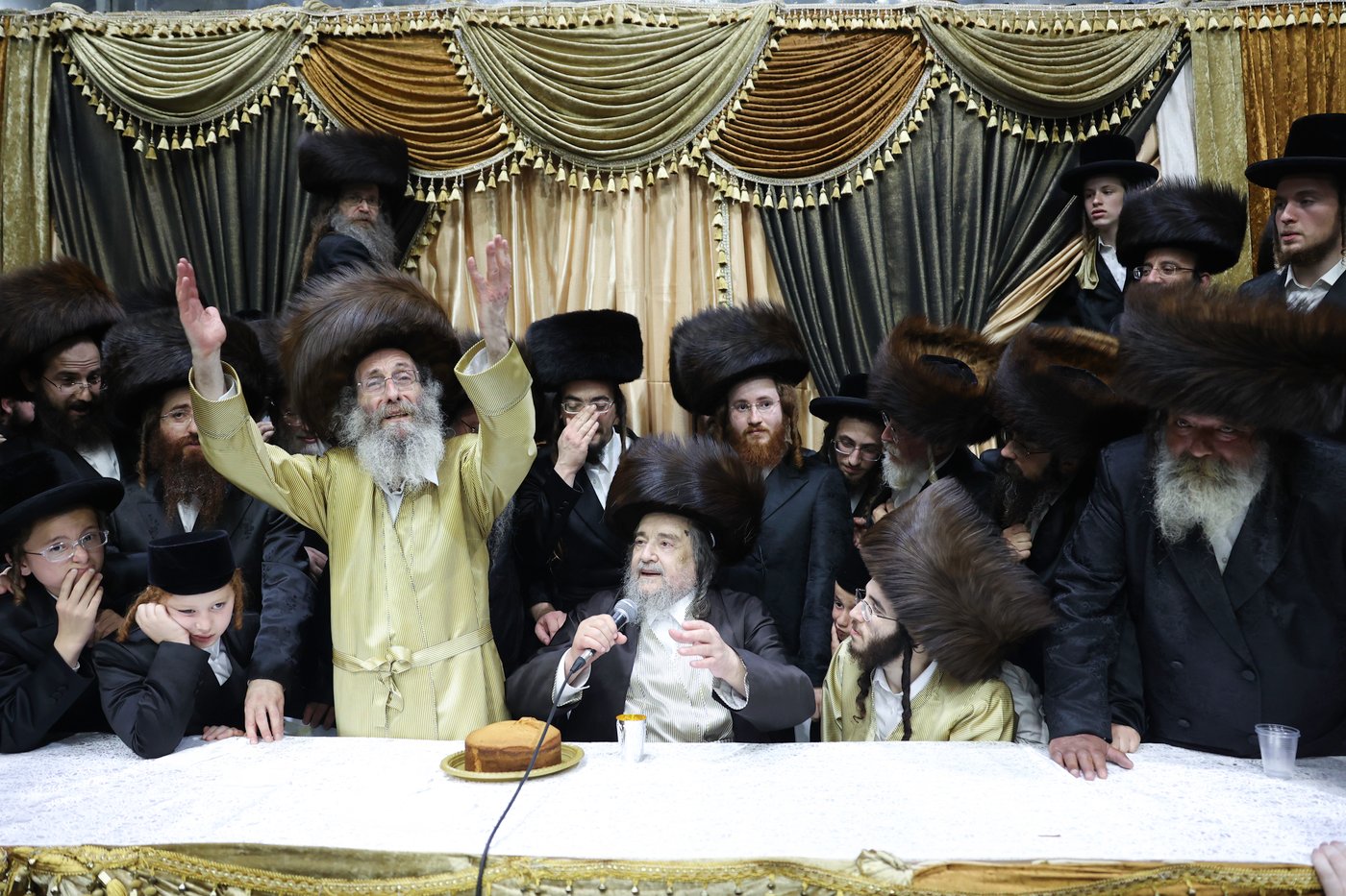 שבת אופרוף לבן המשפיע הגה"צ רבי אלימלך בידרמן | צפו