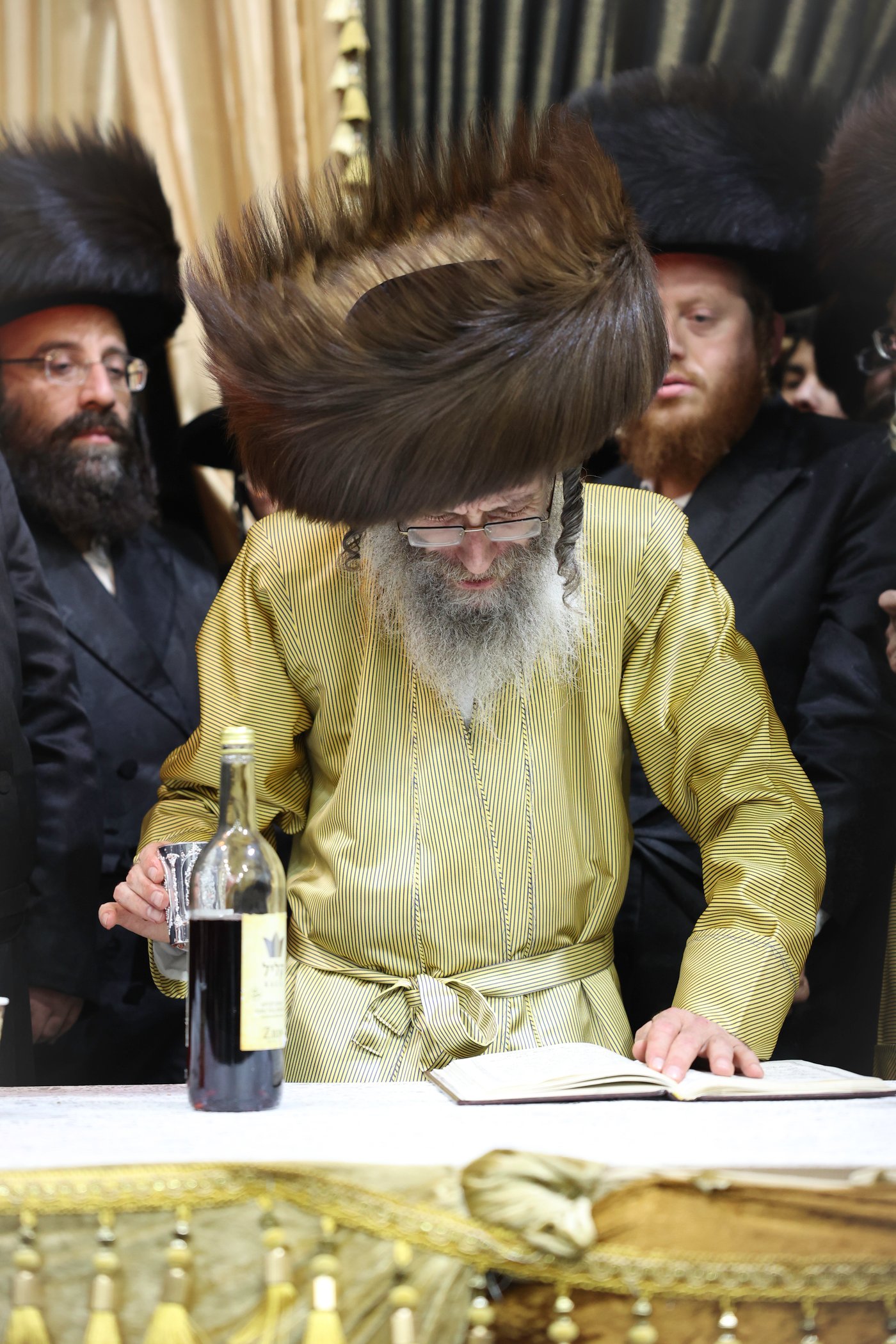 שבת אופרוף לבן המשפיע הגה"צ רבי אלימלך בידרמן | צפו
