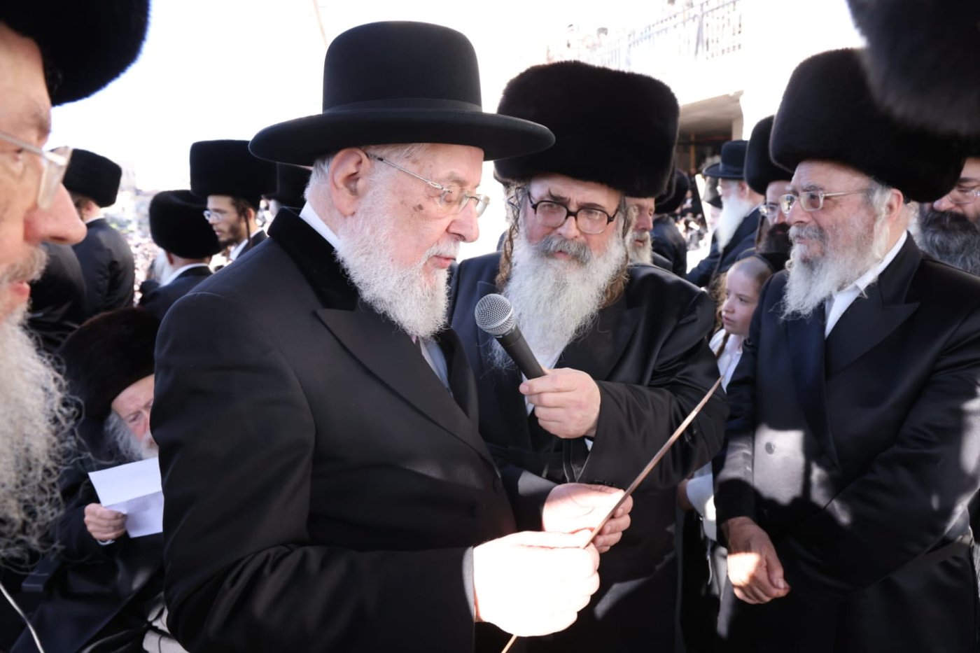 נכדת האדמו"ר מגור מתחתנת • צפו בתיעודים המרהיבים