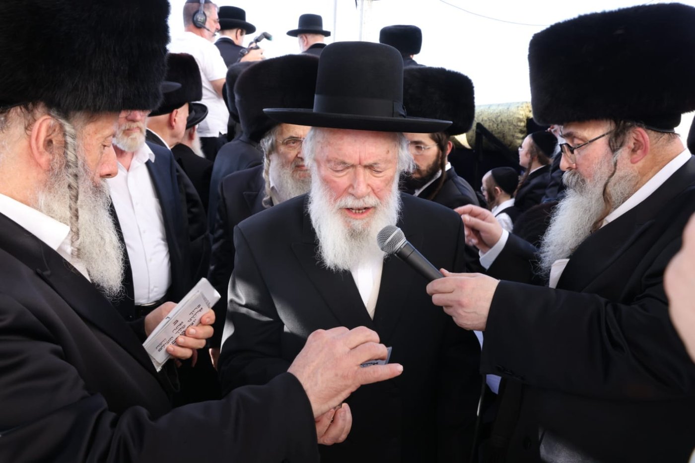 נכדת האדמו"ר מגור מתחתנת • צפו בתיעודים המרהיבים