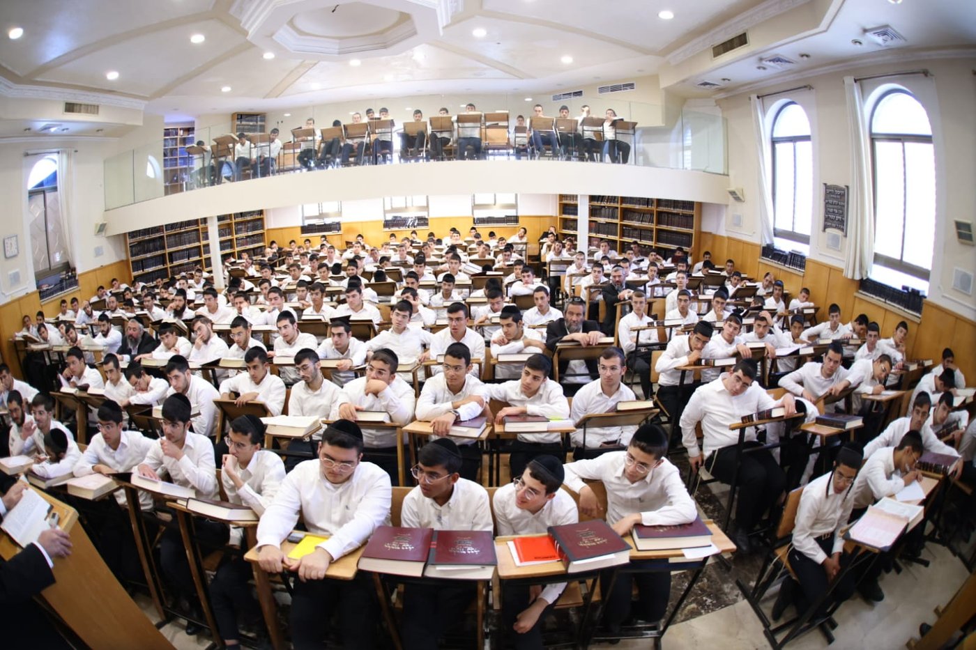 הישיבה התרחבה ובבית המדרש הוקמו גלריות • כך נראה "פתיחת הזמן"