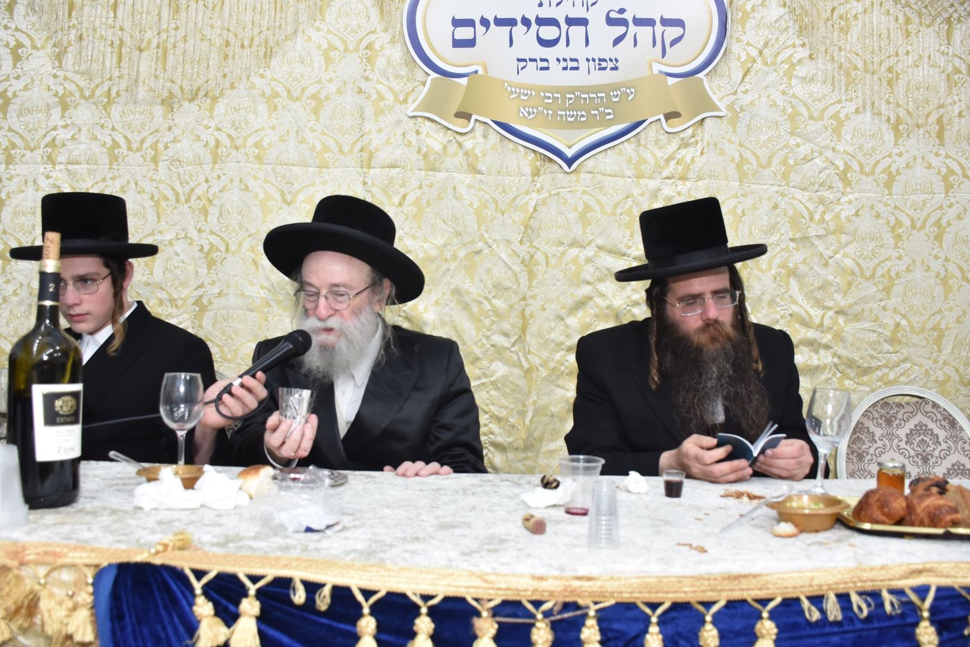 מעמד הכתרת הגר"מ שוורץ לרב קהילת קהל חסידים בצפון בני ברק