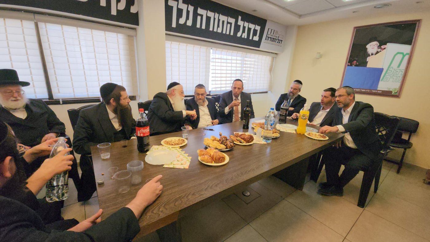 זופניק בכיכר • כל התמונות, הנייעס והחשיפות של השבוע