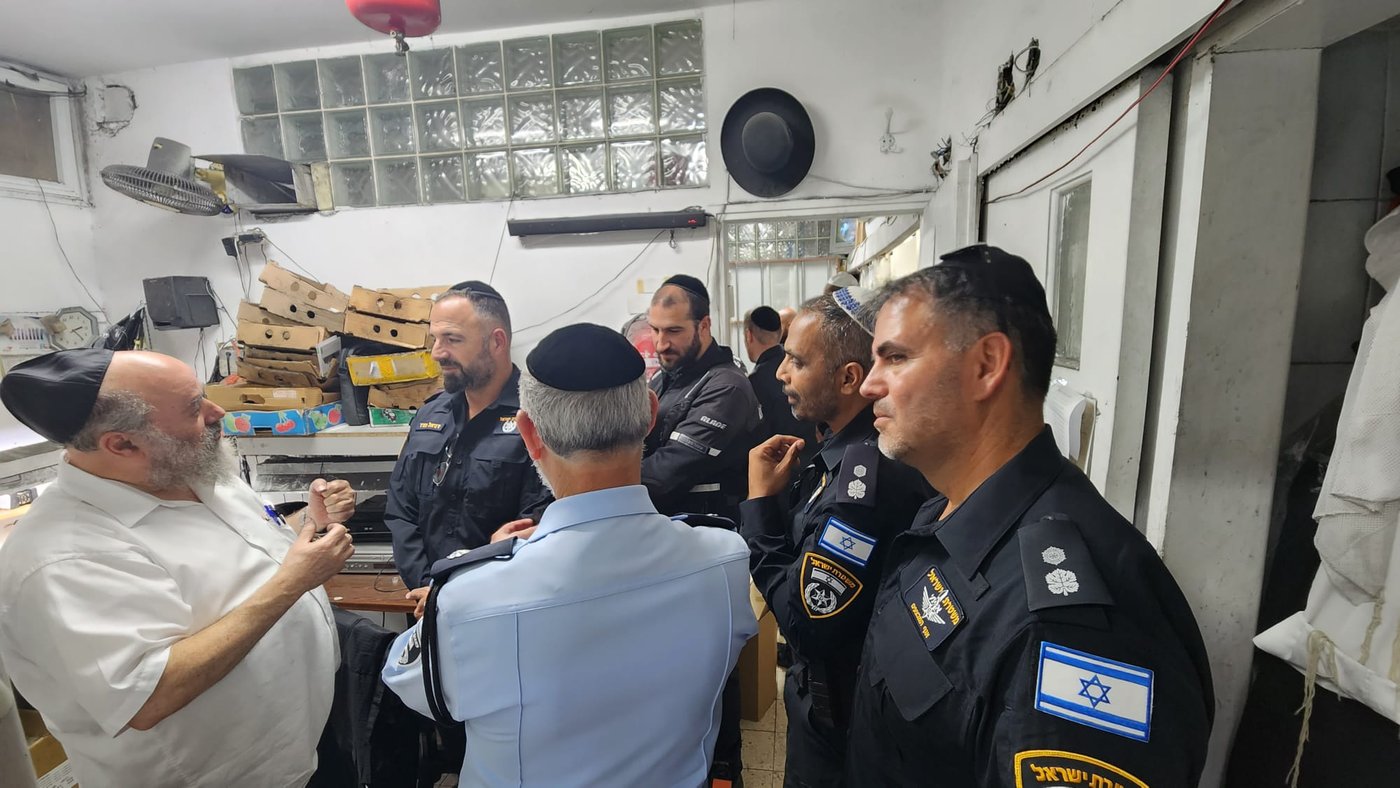 "המחבלים" גירשו את הקצינים הבכירים מהיכל ישיבת פוניבז'