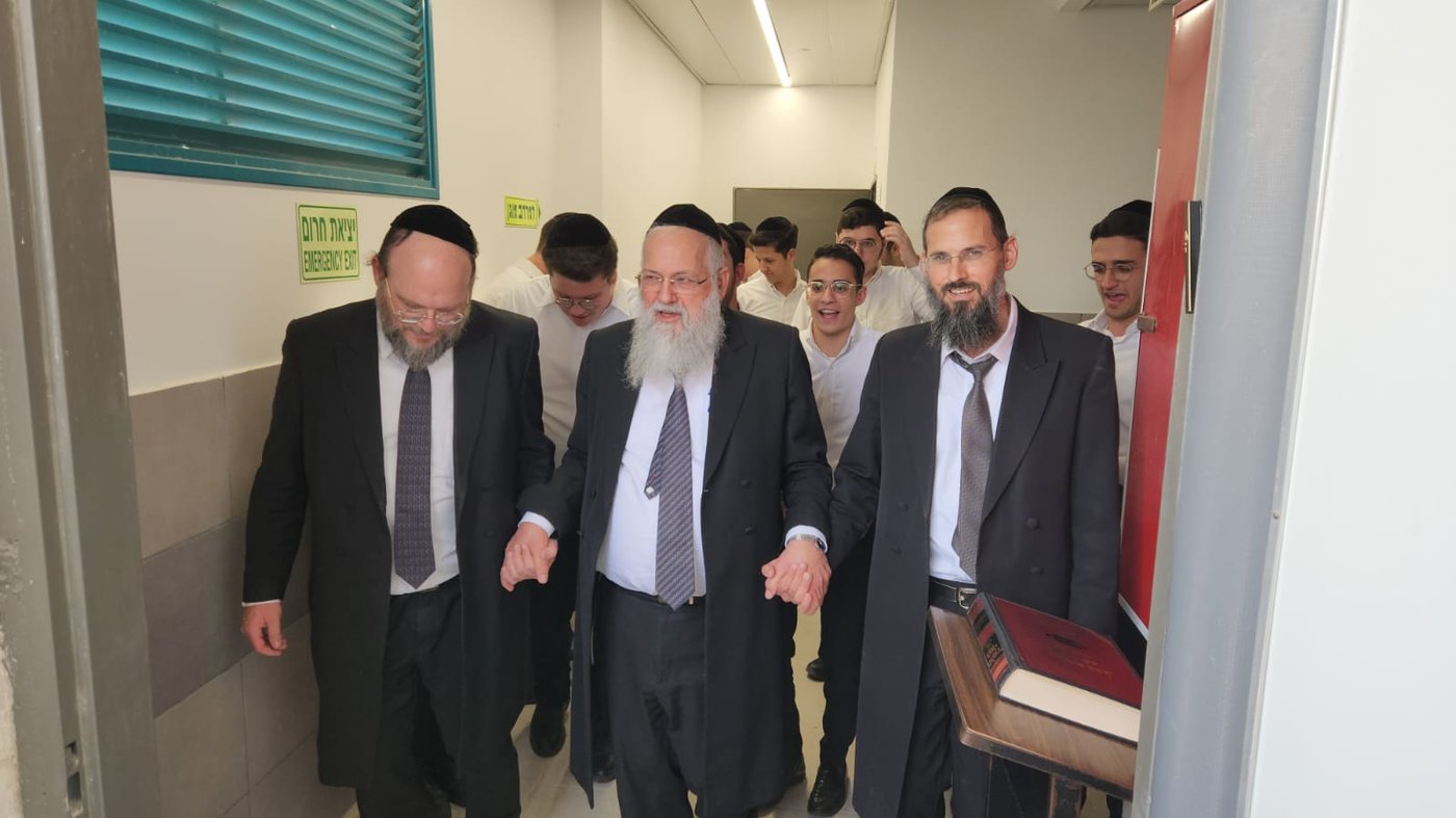 בישיבת באר התורה חגגו חנוכת הבית למבנה החדש • ש"א ייכנסו ראשונים