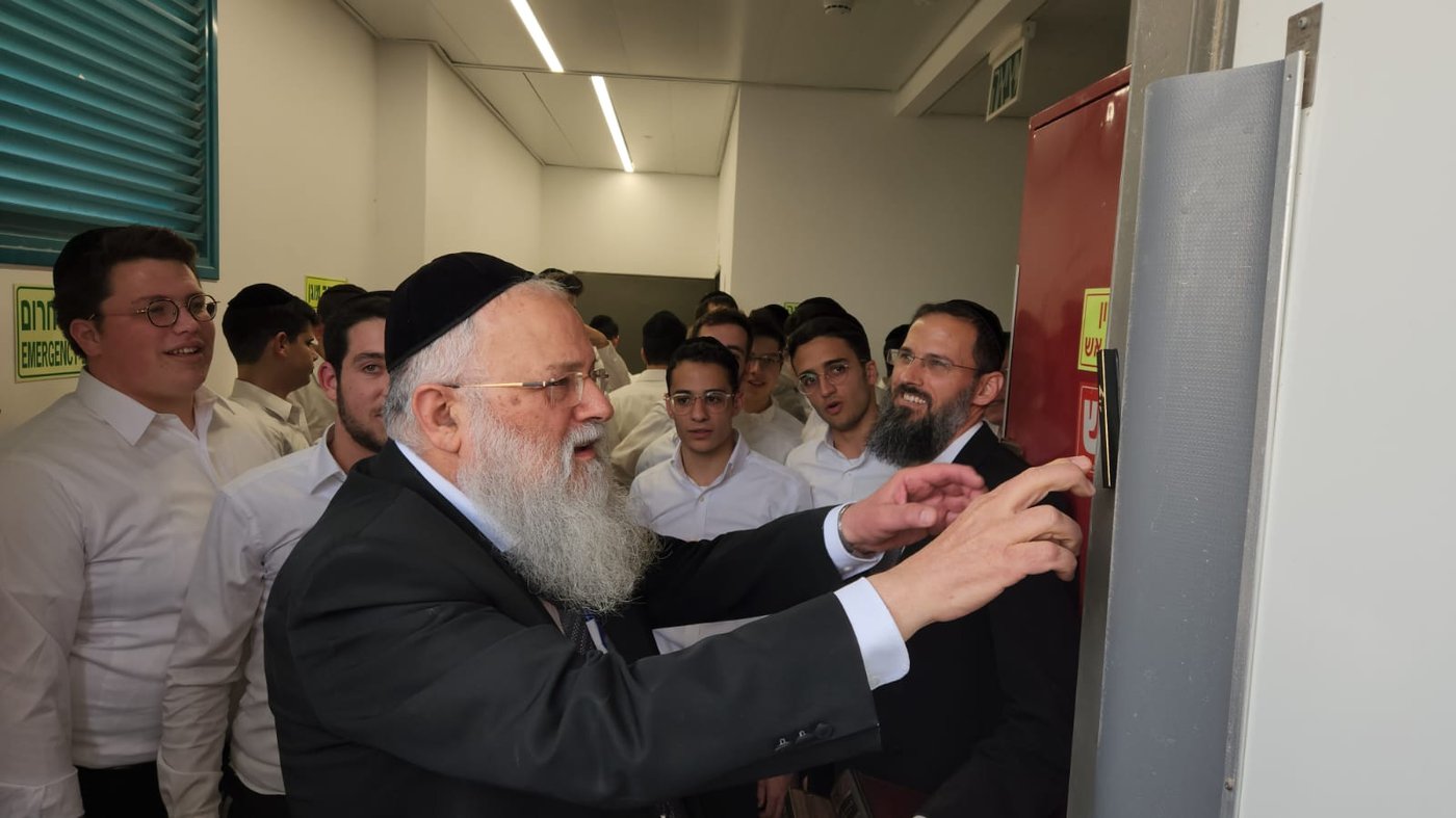 בישיבת באר התורה חגגו חנוכת הבית למבנה החדש • ש"א ייכנסו ראשונים