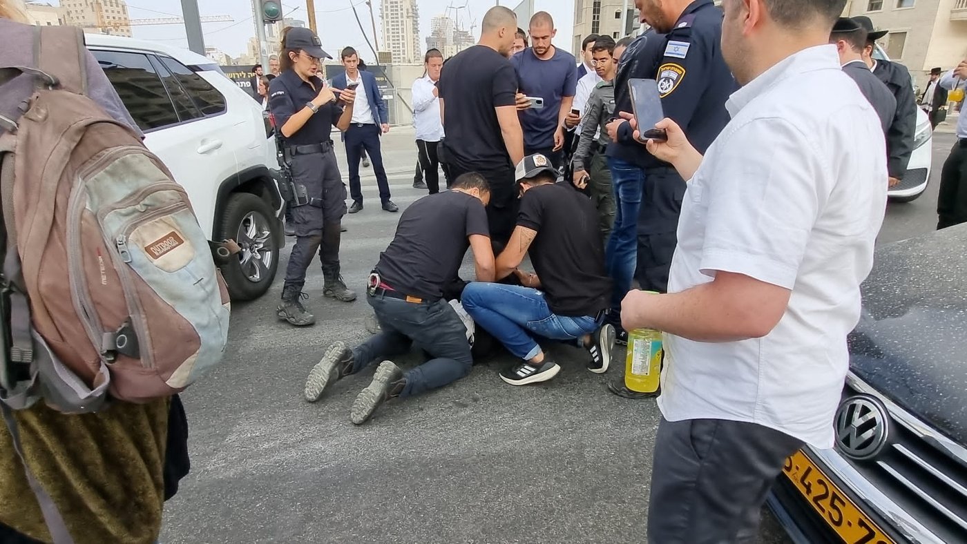 הפגנה סוערת של ה'פלג': מפגינים התעמתו עם שוטרים וצירי תנועה נחסמו, 2 נעצרו