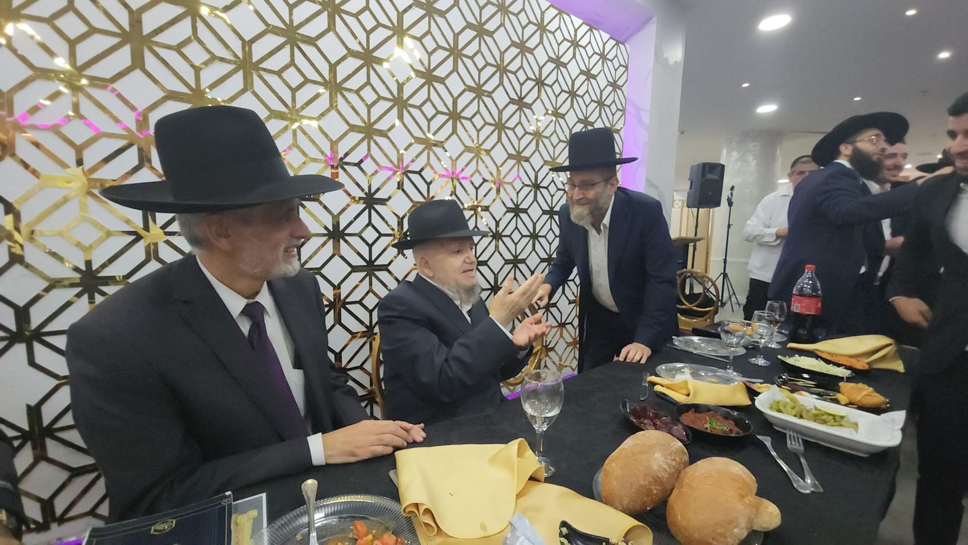 זופניק בכיכר • כל התמונות, הנייעס והחשיפות של השבוע