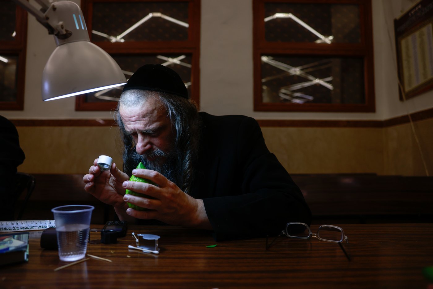ערב חג הסוכות במאה שערים