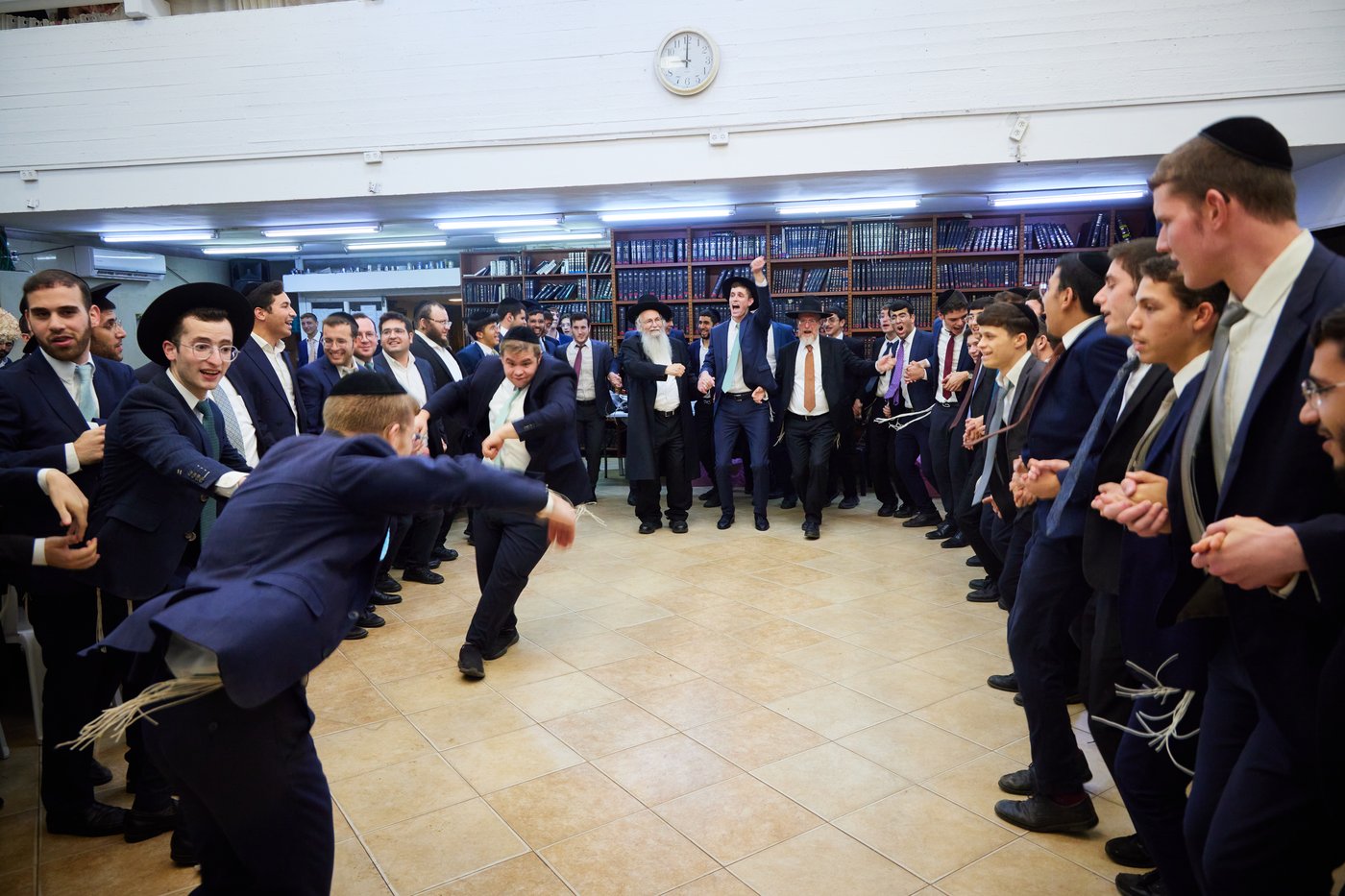 השמחה בישיבת באר יעקב