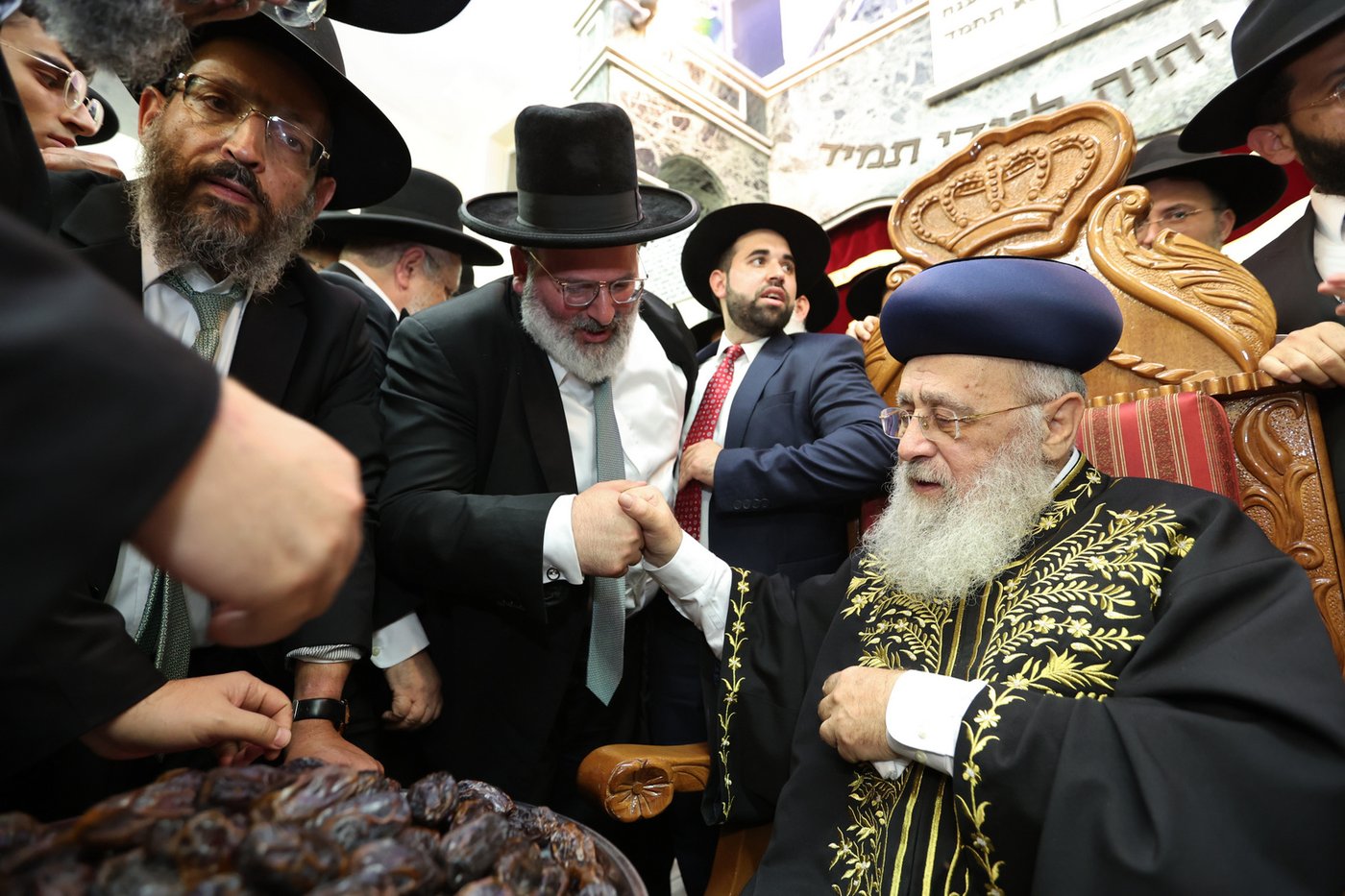 רבנים ואישי ציבור ב'הקבלת פני רבו' לראשון לציון | תיעוד
