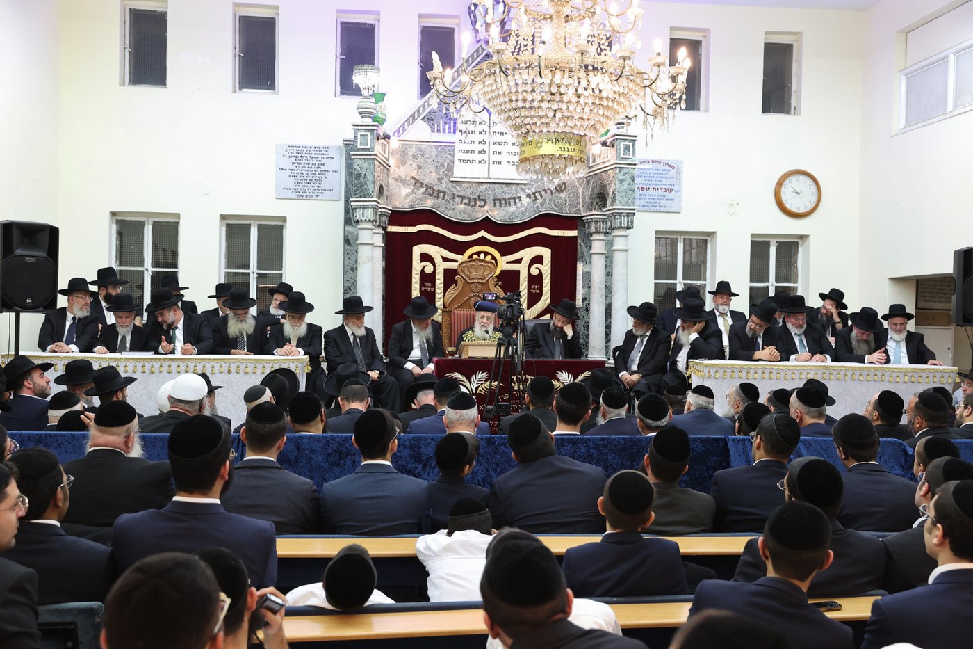 רבנים ואישי ציבור ב'הקבלת פני רבו' לראשון לציון | תיעוד