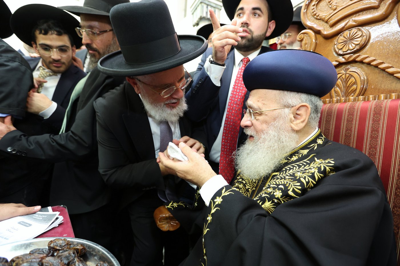 רבנים ואישי ציבור ב'הקבלת פני רבו' לראשון לציון | תיעוד