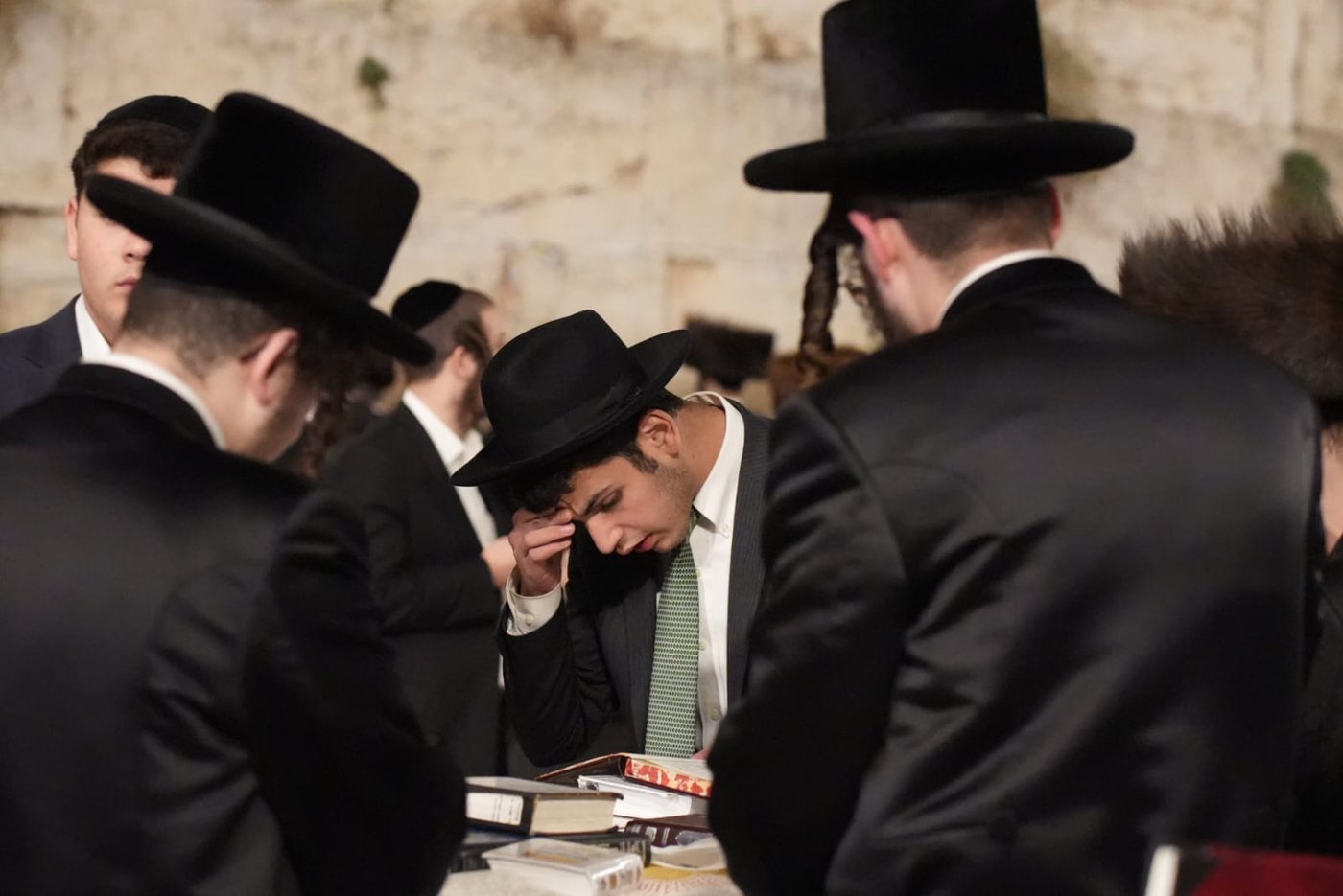 תיעוד: גלרייה אומנותית מרהיבה מהושענא רבא בכותל 