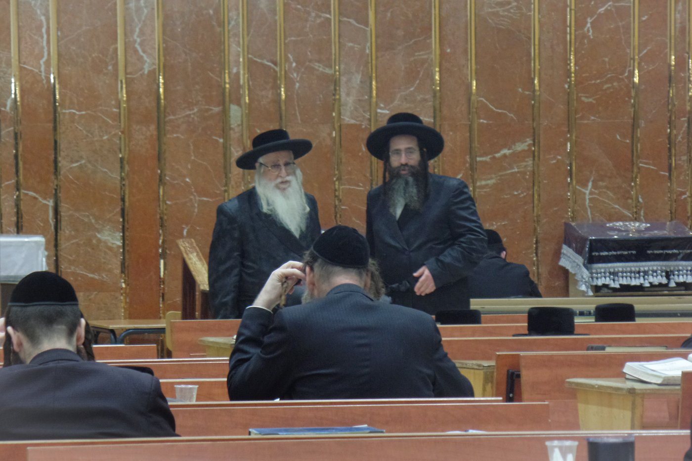 ביקור האדמו"ר מצאנז אמש במשמרות הלימוד