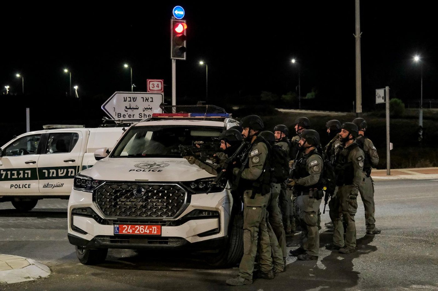 תיעוד: כך פעלה המשטרה הלילה במחוז הדרומי | צפו