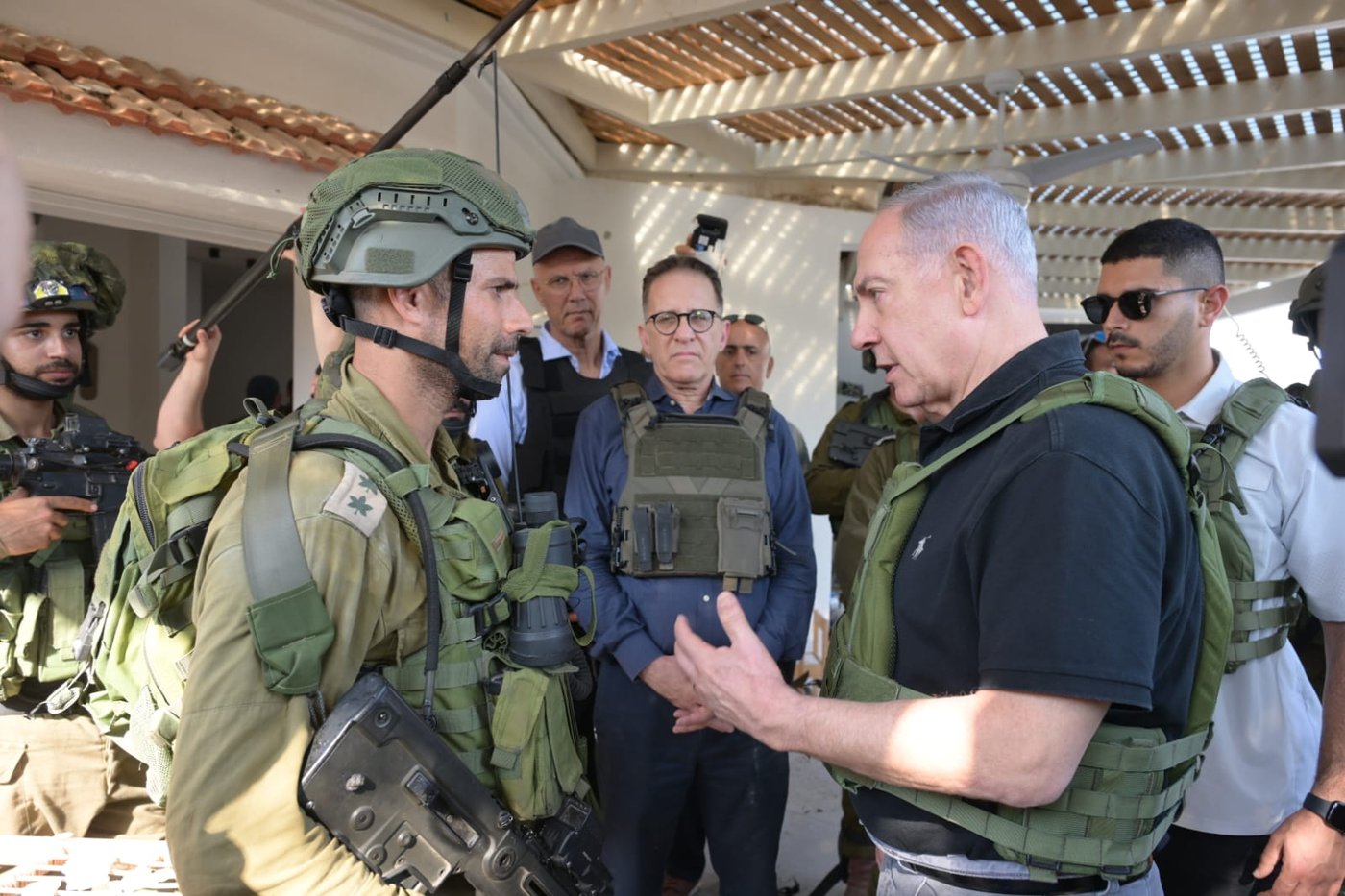 רה"מ נתניהו ביקר בקיבוץ בארי: "אנחנו נחסל את החמאס"