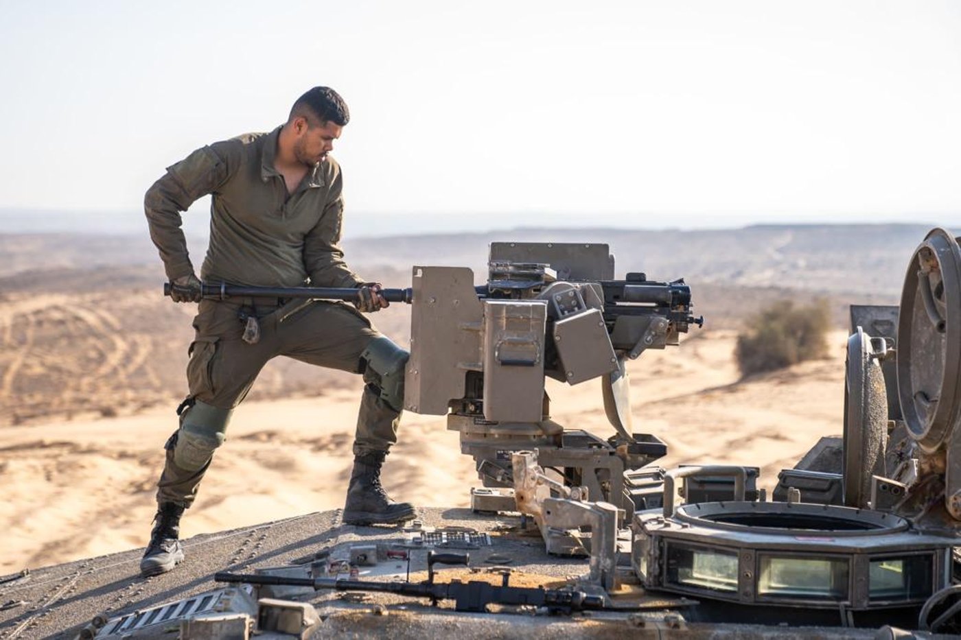 צה"ל: "נערכים להרחבת התקיפה בעזה, מהאוויר מהים ומהיבשה"