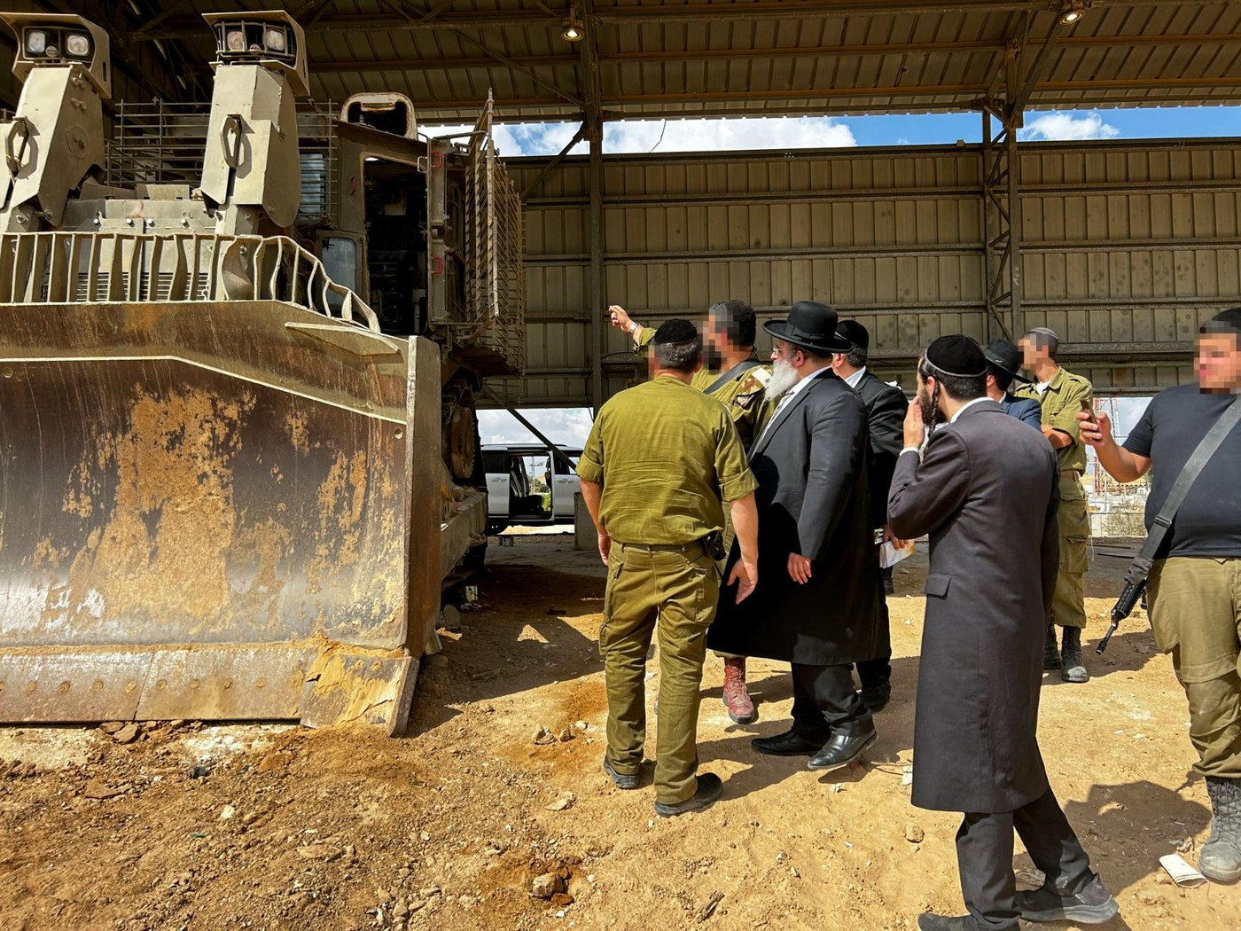 הביקור של הרב אברג'ל