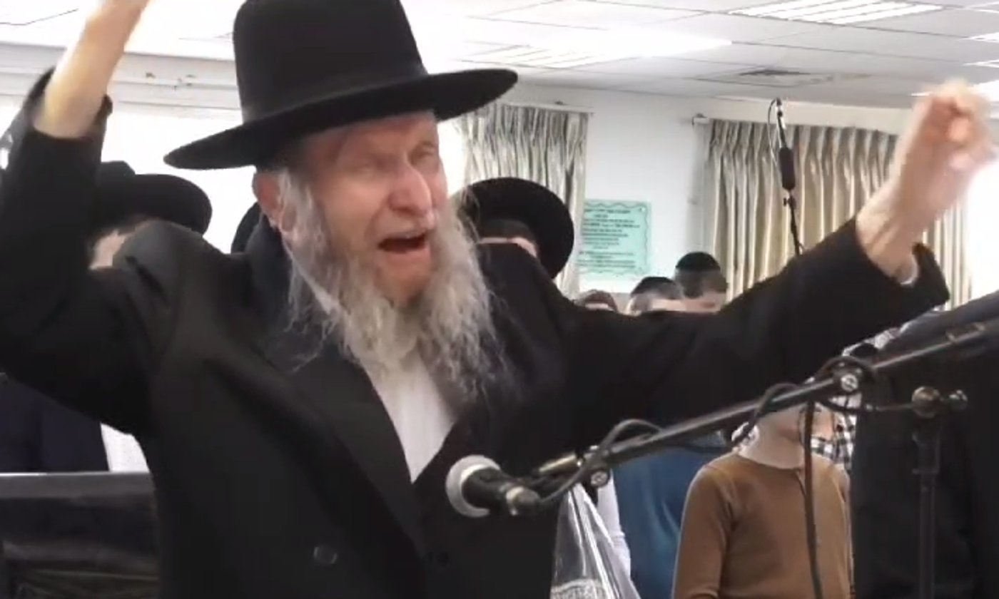 ר' דן פרץ בבכי ושאג; "ד' הוא האלוקים" | תיעוד מעצרת התפילה והזעקה של הילדים