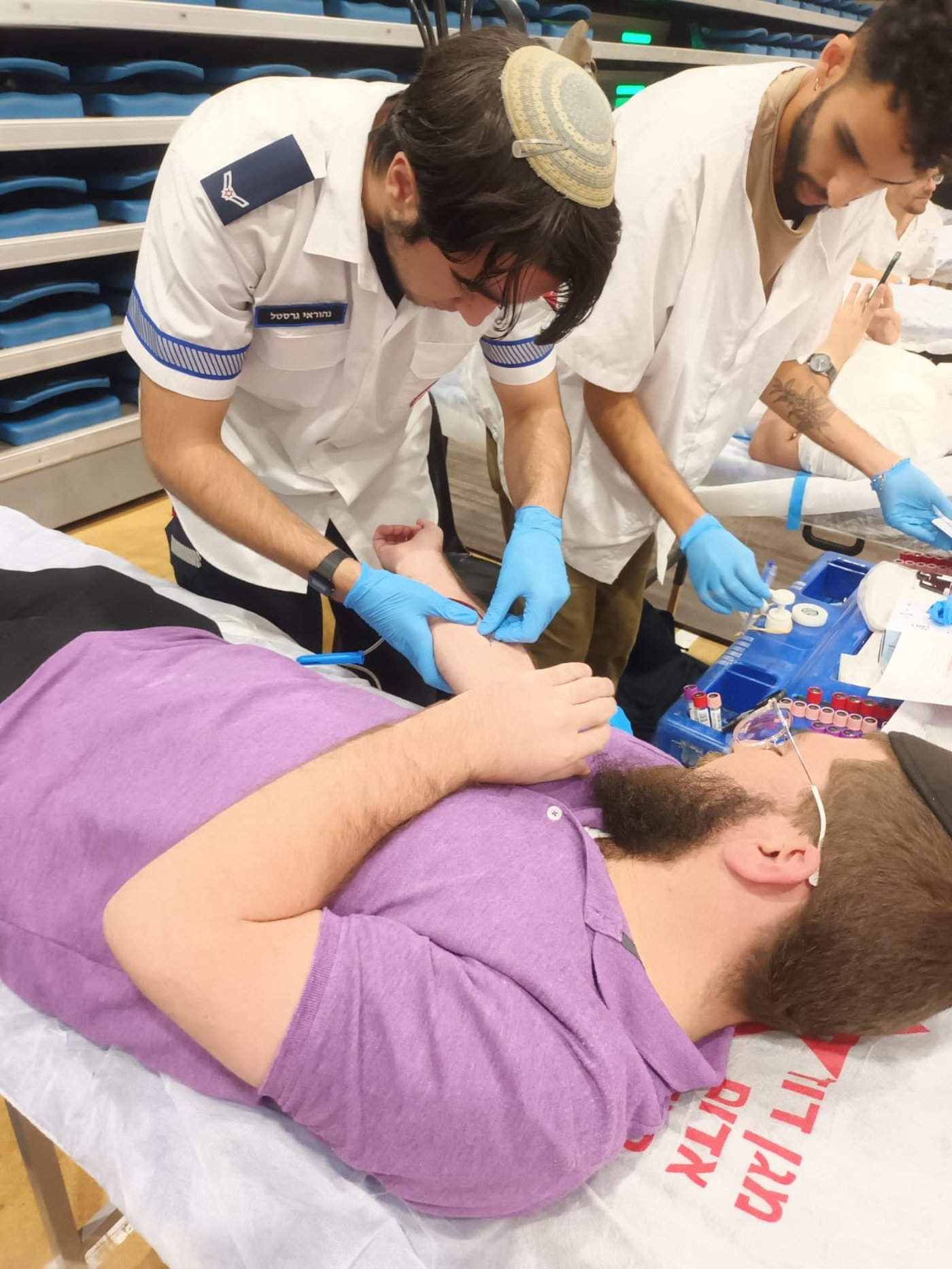 זופניק בכיכר • כל התמונות, הנייעס והחשיפות של המלחמה