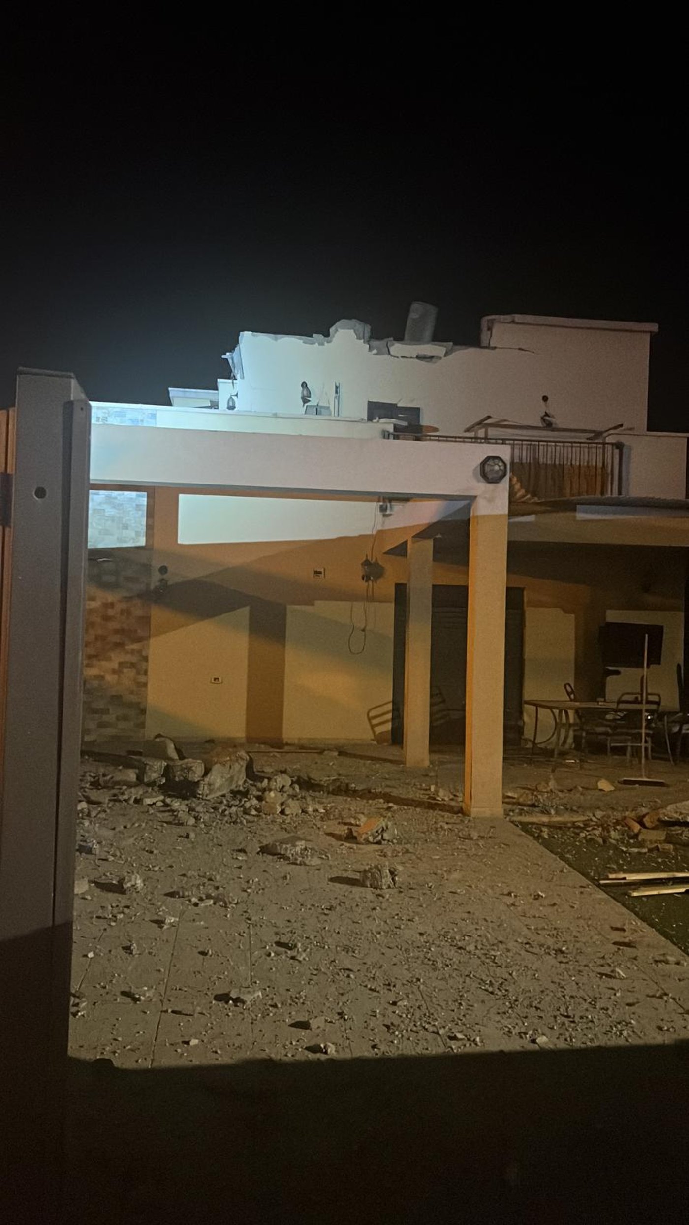 "נזק כבד לרכוש. פגיעה ישירה בקריית שמונה