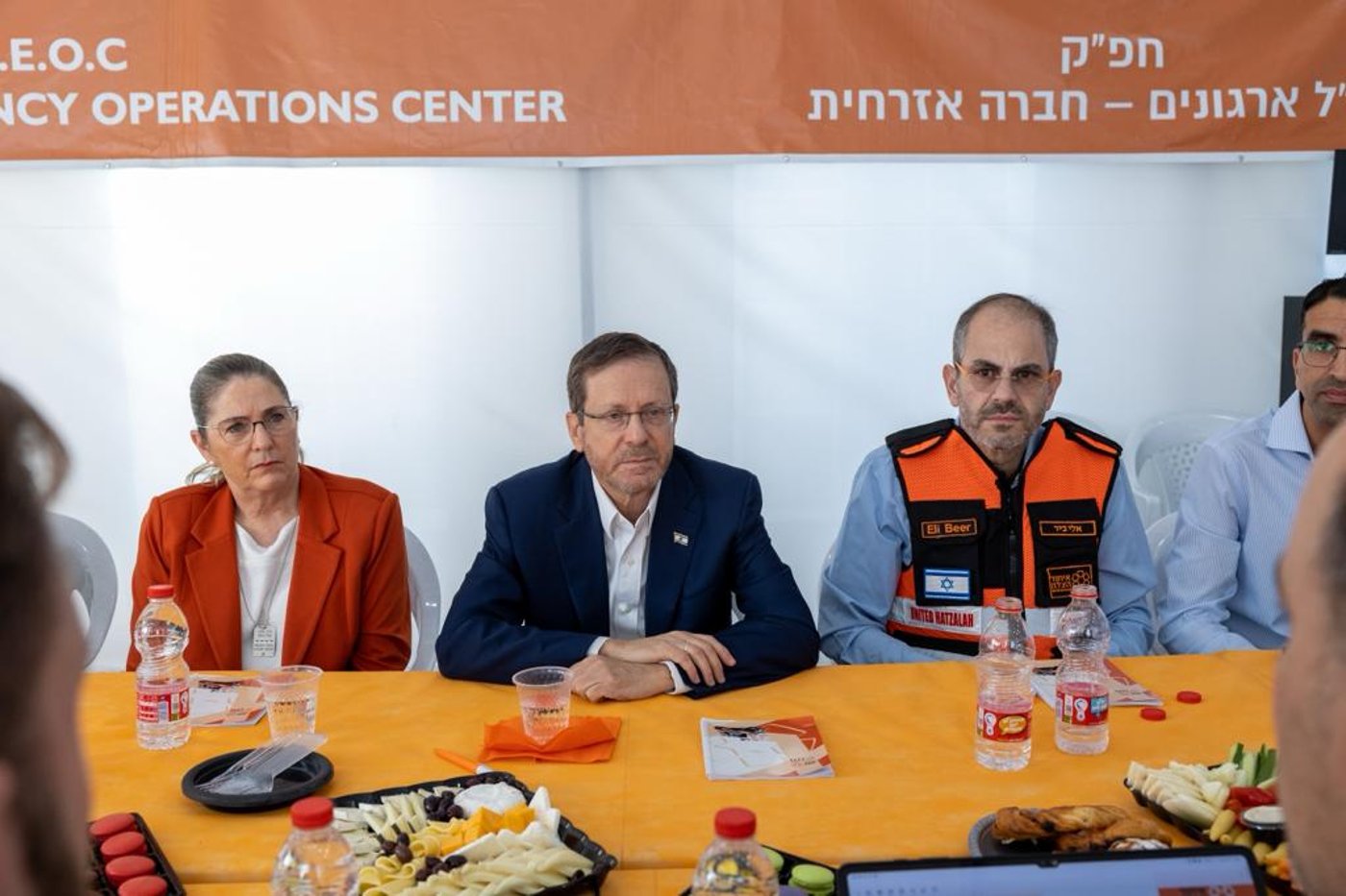 הנשיא בביקור באיחוד הצלה