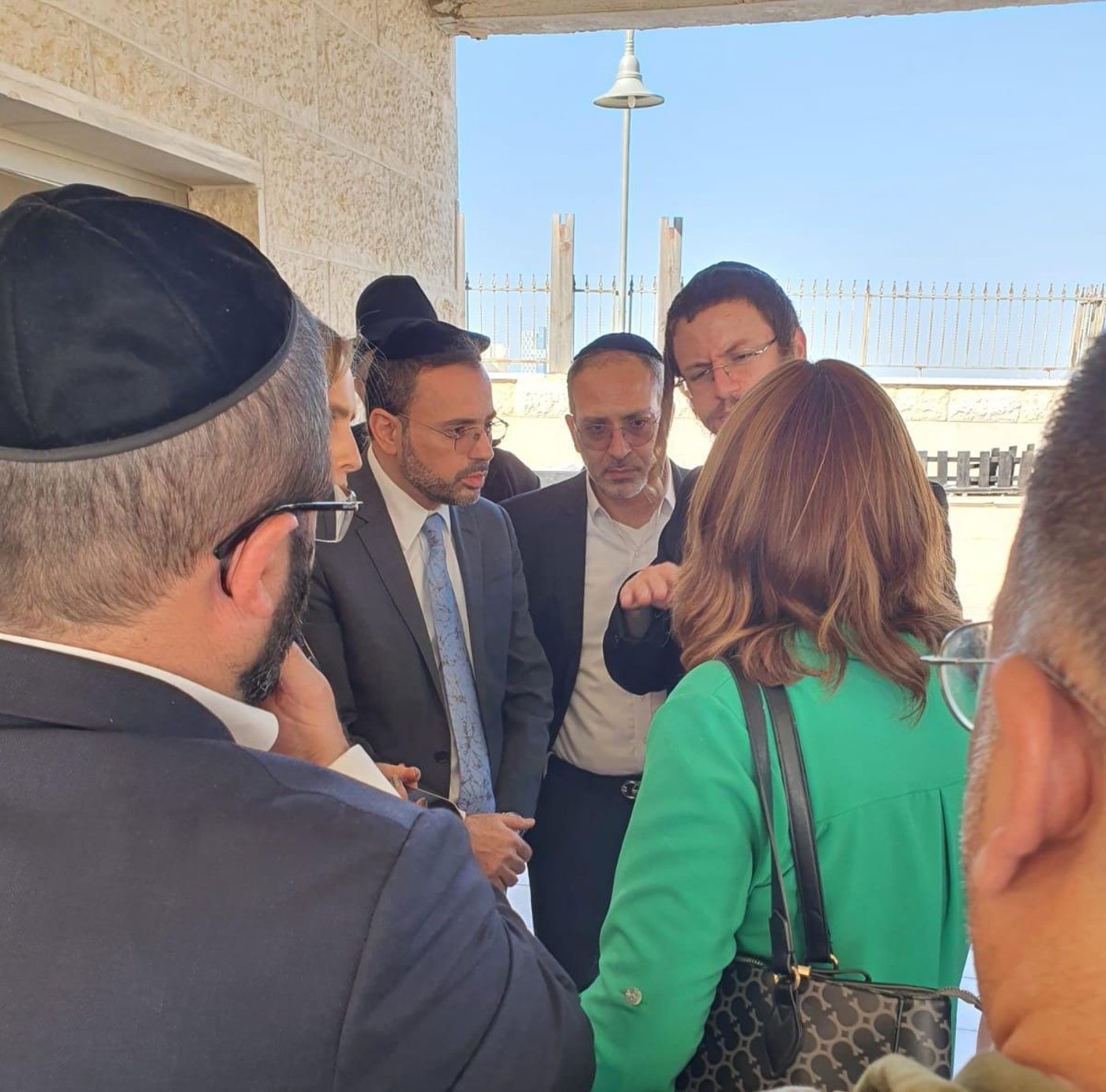 זופניק בכיכר • כל התמונות, הנייעס והחשיפות של המלחמה