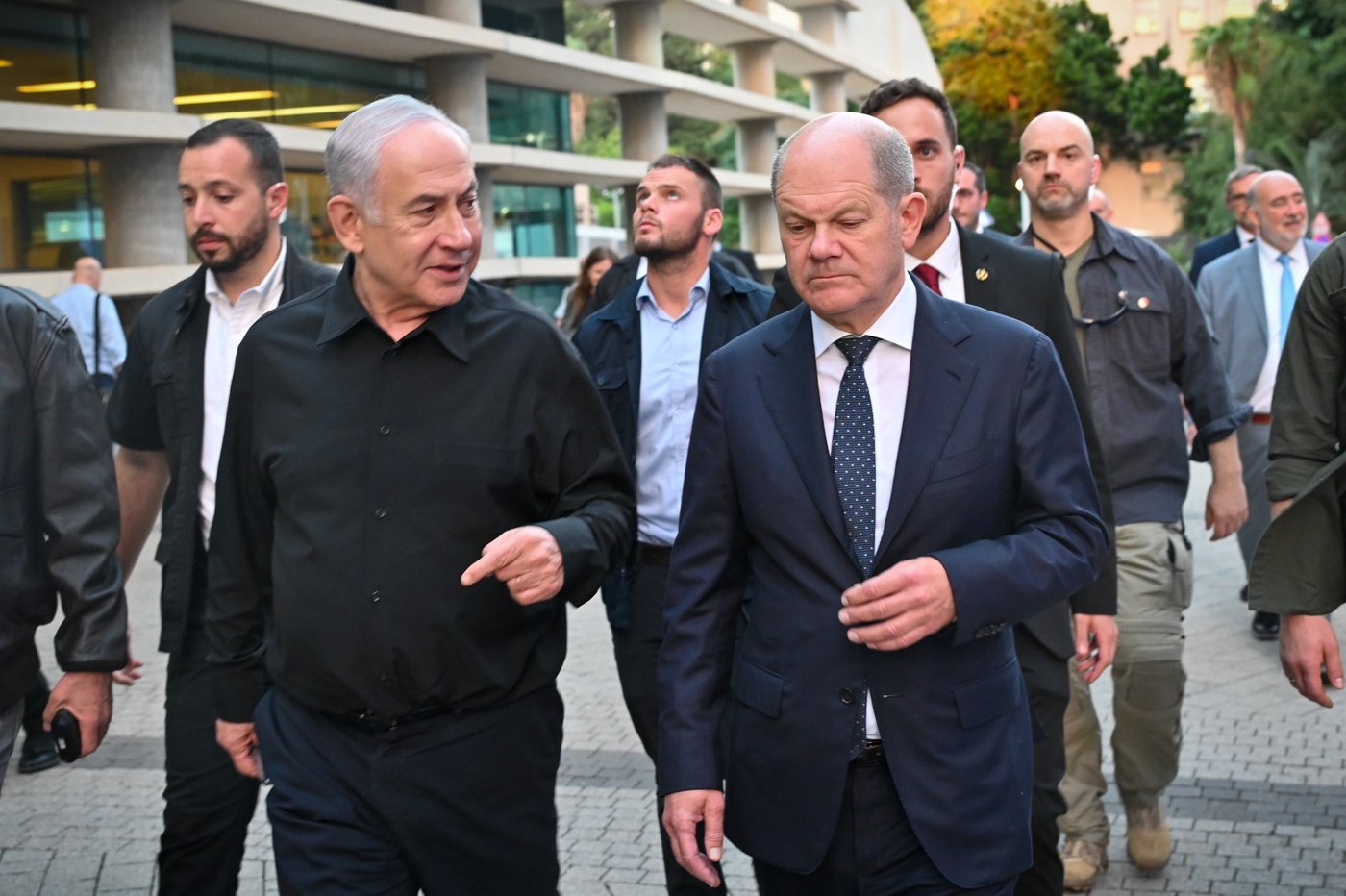 שולץ בביקורו בישראל עם נתניהו