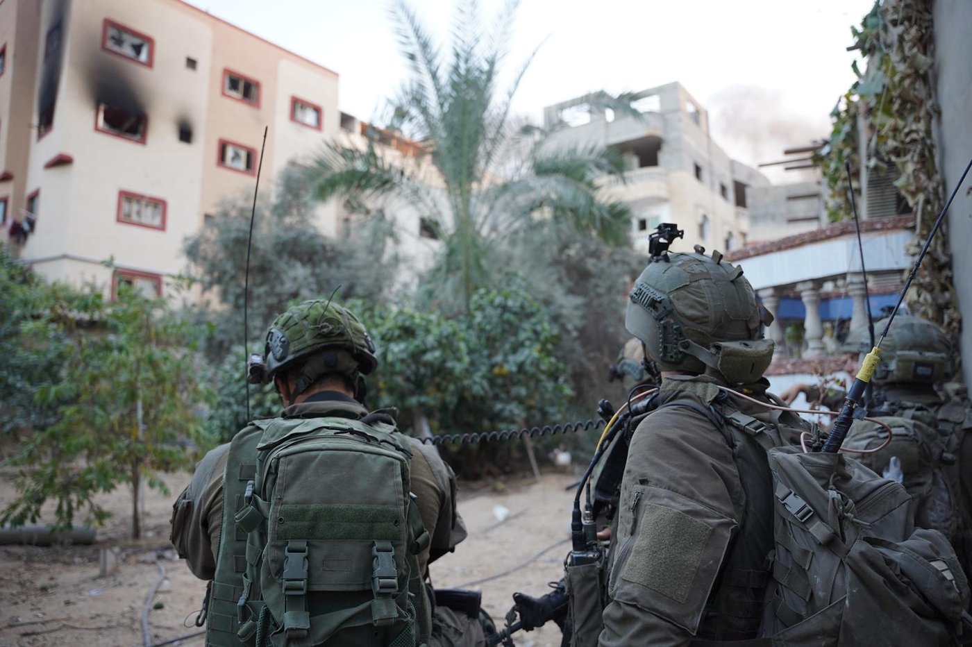 נחשף פיר מנהרה במסגד; צה"ל ממשיך להשמיד את חמאס