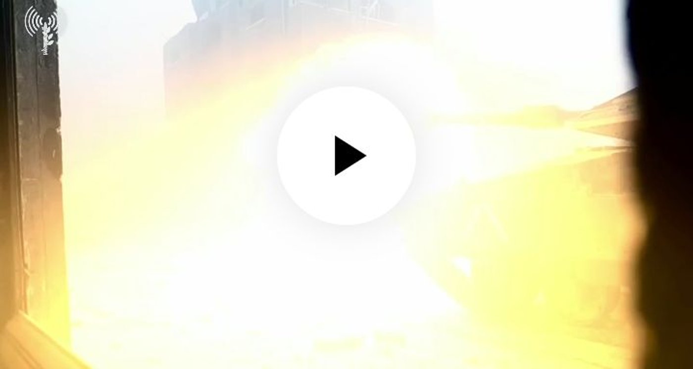 תיעוד דרמטי: היתקלות של לוחמי חטיבת הצנחנים במחבלי חמאס וחיסולם ברצועת עזה