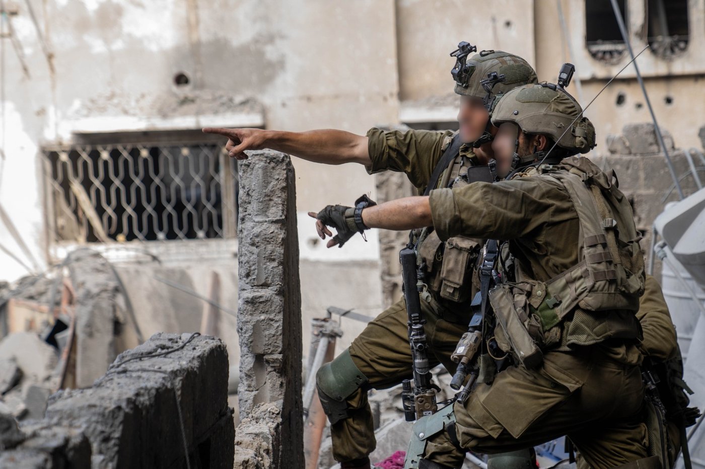 לוחמי צה"ל נלחמים בעומק רצועת עזה