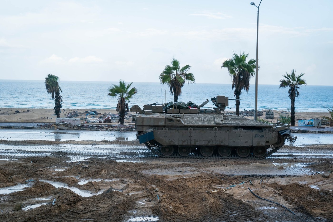 גם בגשם: לוחמי צה"ל בקרבות מול מחבלי חמאס בעזה | צפו