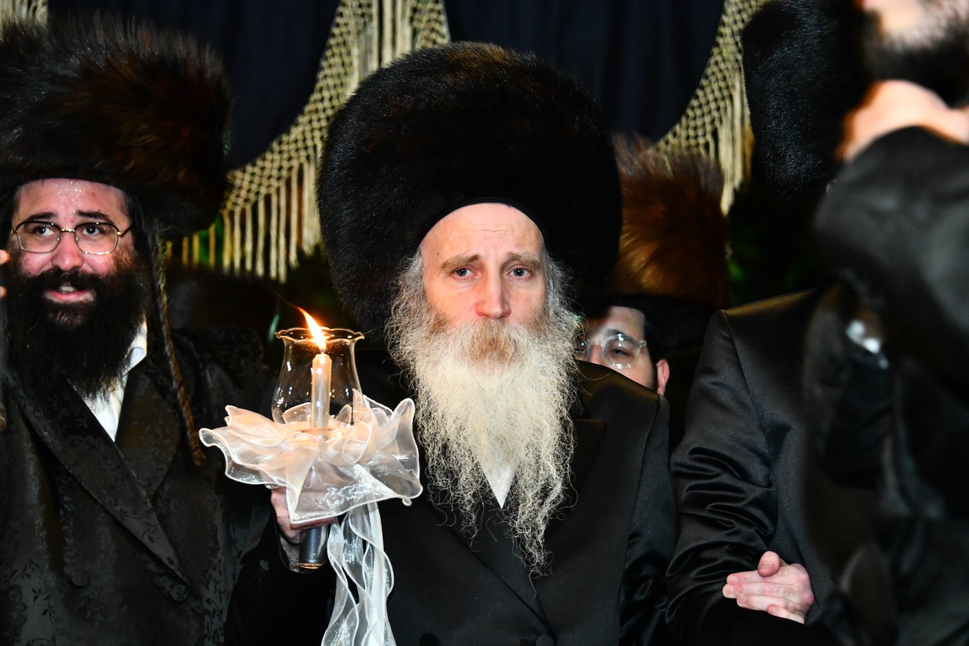 חתונת בן הגרי"מ מורגנשטרן ב'אווניו'