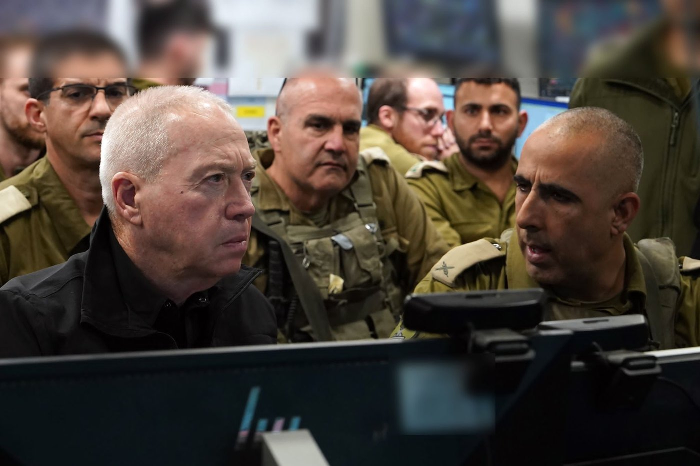 השר גלנט: ״לוחמי צה״ל פועלים עמוק מתחת לקרקע" | צפו