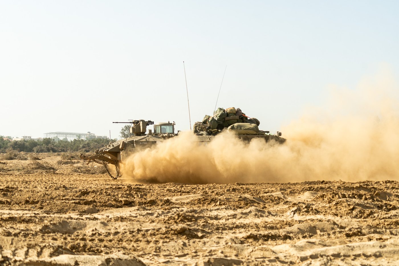 מהים ומהיבשה: תיעוד חדש של הלחימה ברצועת עזה