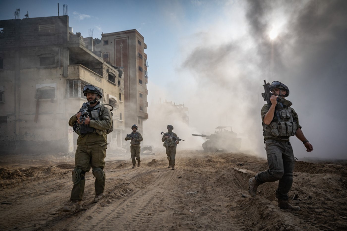 הצלם הצטרף לכוחות המתמרנים בצפון רצועת עזה - ותיעד
