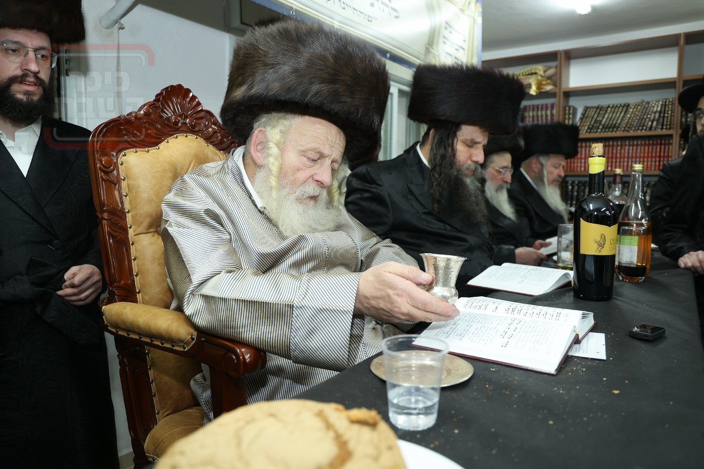 מלווה מלכה וסיום 'תניא' אצל המקובל הגה"צ רבי אביש ציינווירט 
