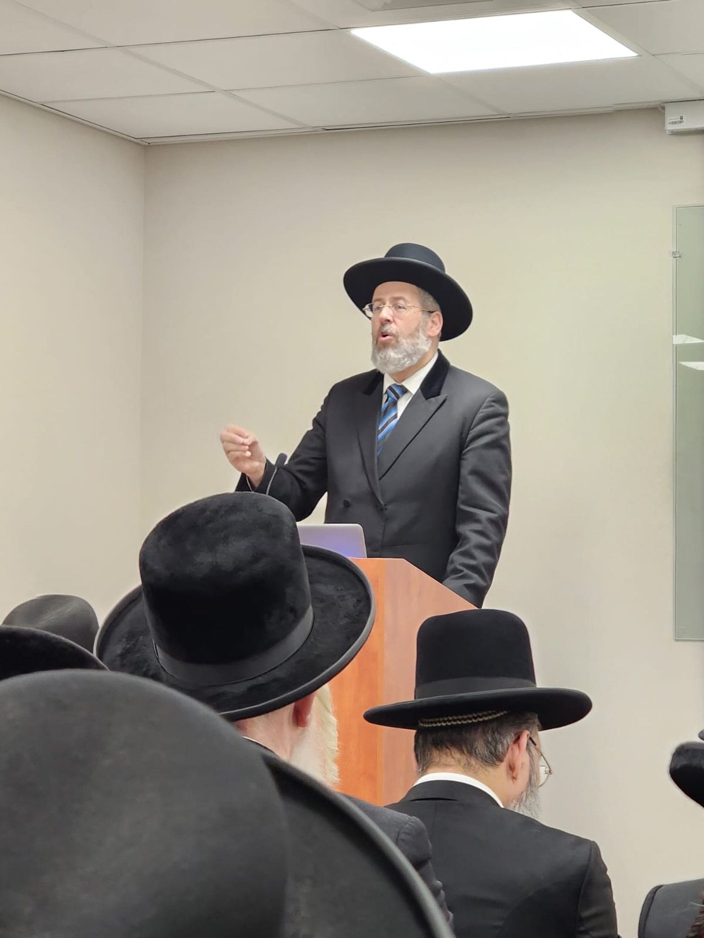 הדיינים התכנסו לזכרו של הגאון רבי אלימלך וסרמן הי"ד | צפו