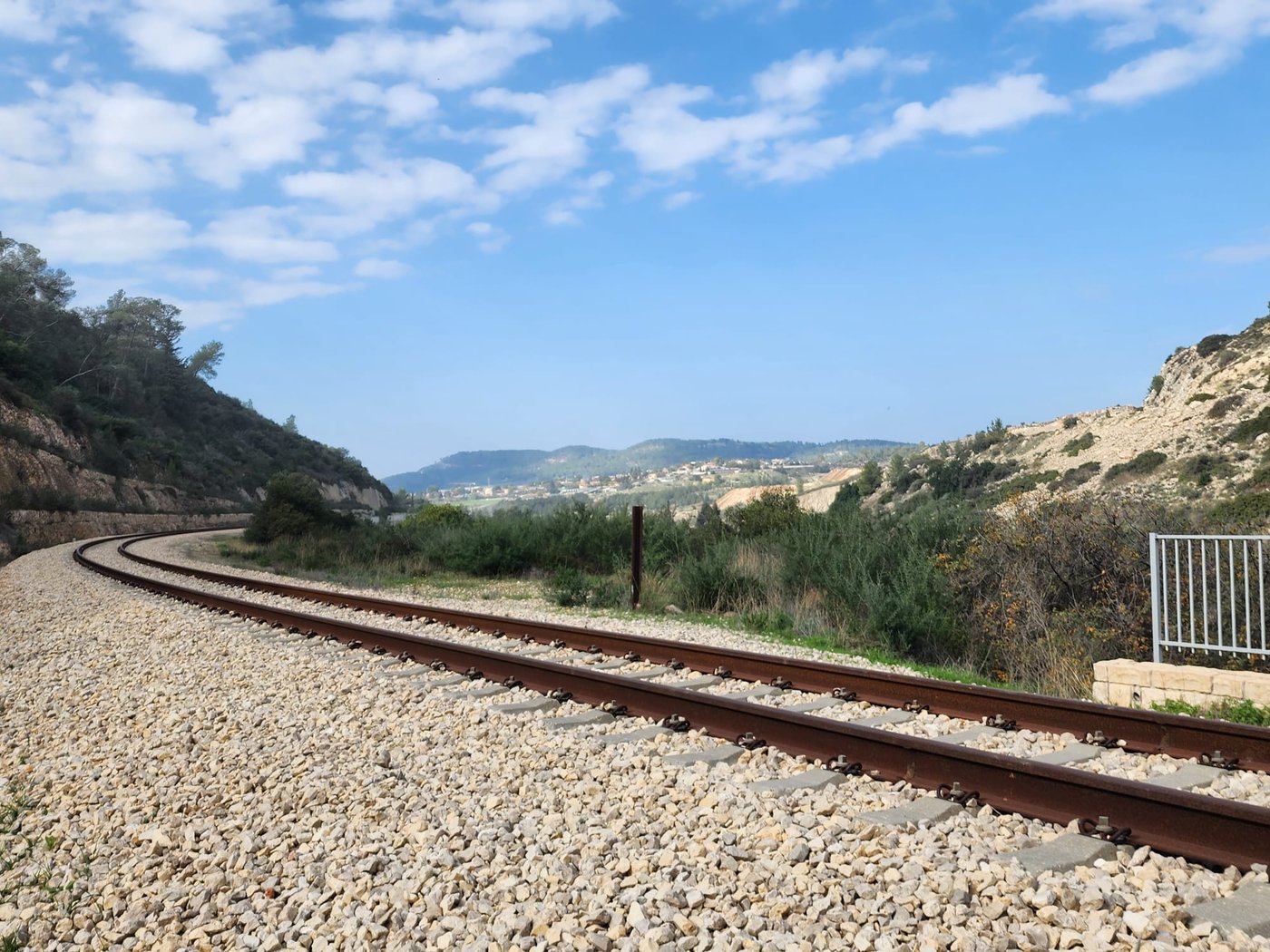 בדרך למערת שמשון הגיבור