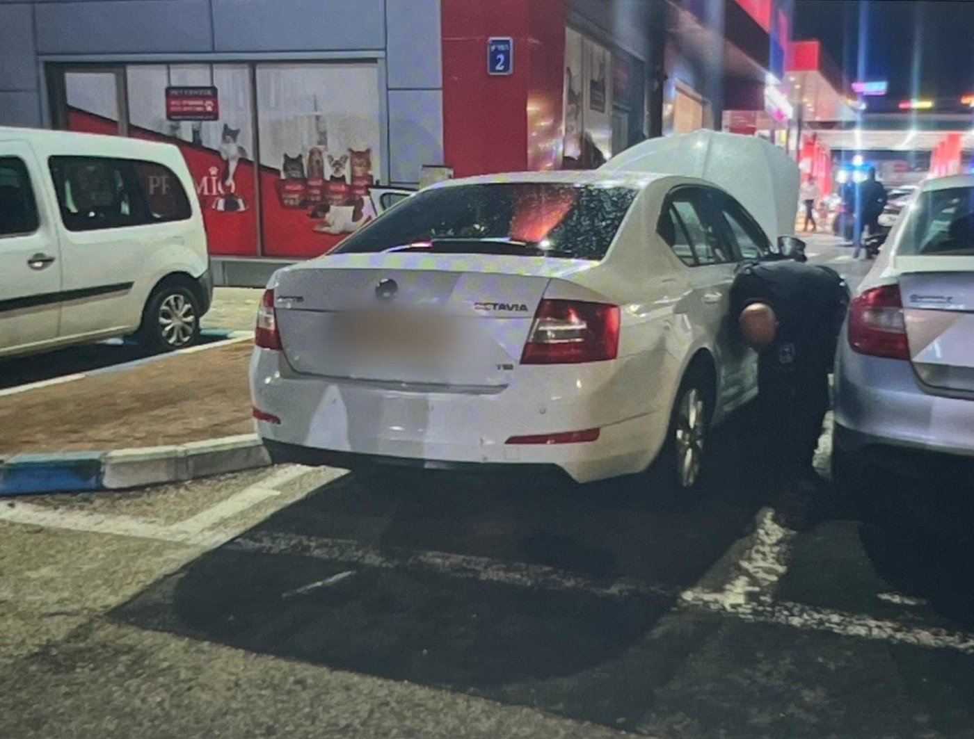 הרכב שתחתיו הונח המטען